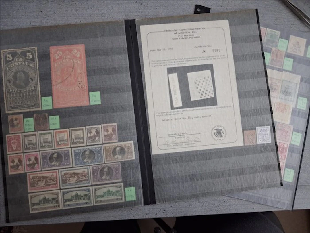 World - Collection of high-value stamps. Cw €24,620.