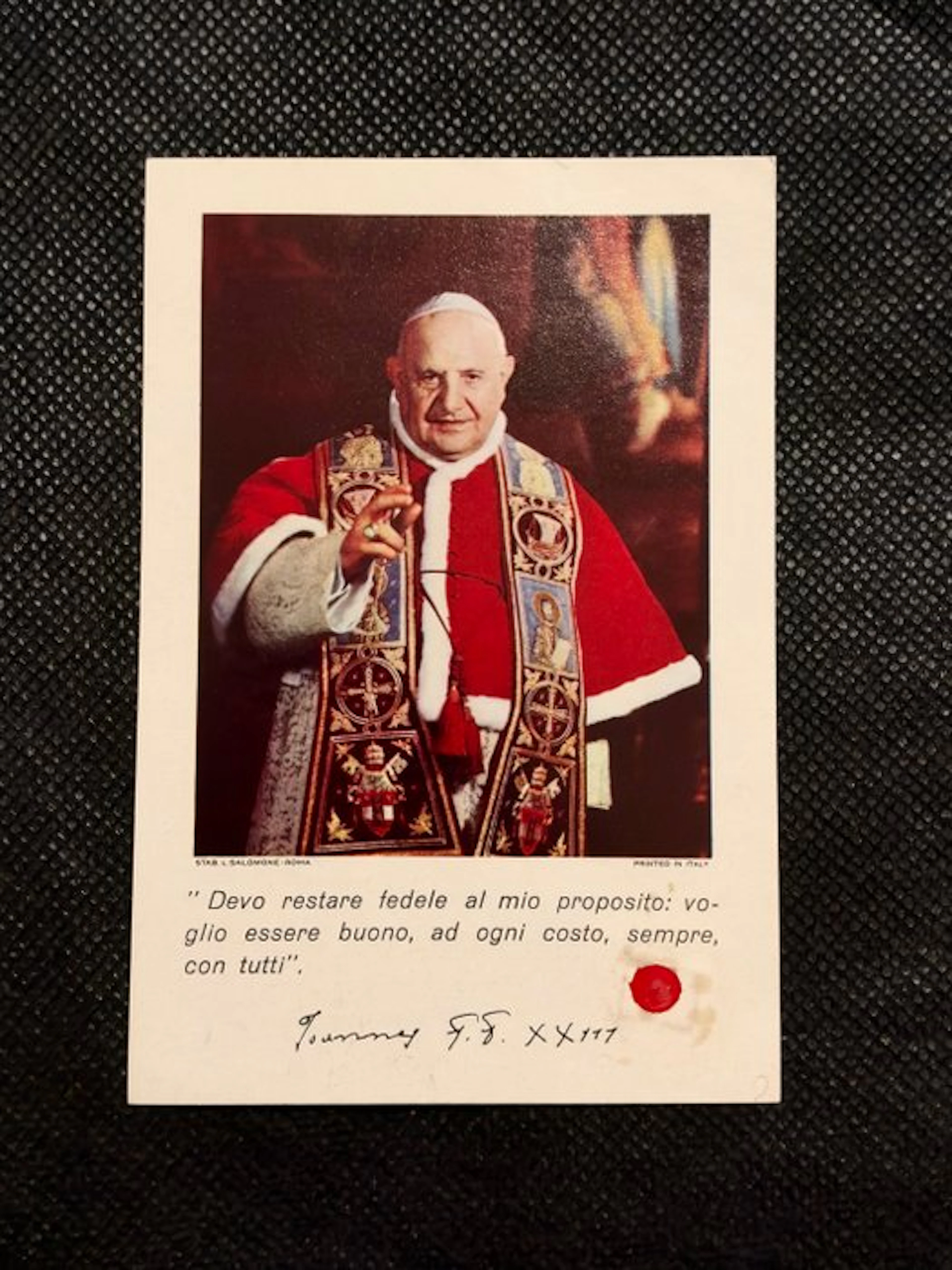 Relic - Paper, Cotton - 1960-1970 - Pope Saint John XXIII