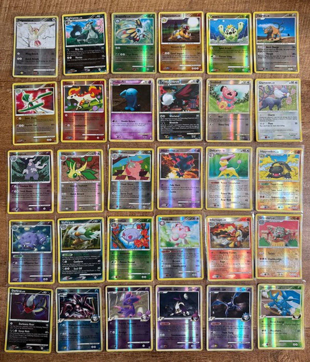 Pokémon - 30 Card - Reverse Holo + Holo - HGSS - Diamond & Pearl