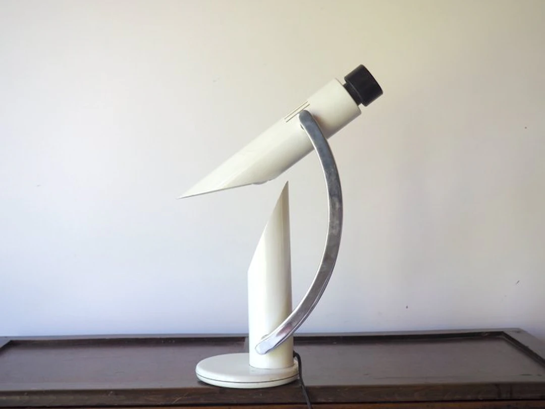 Fase - Luis Perez de la Oliva - Table lamp - Tharsis - Steel