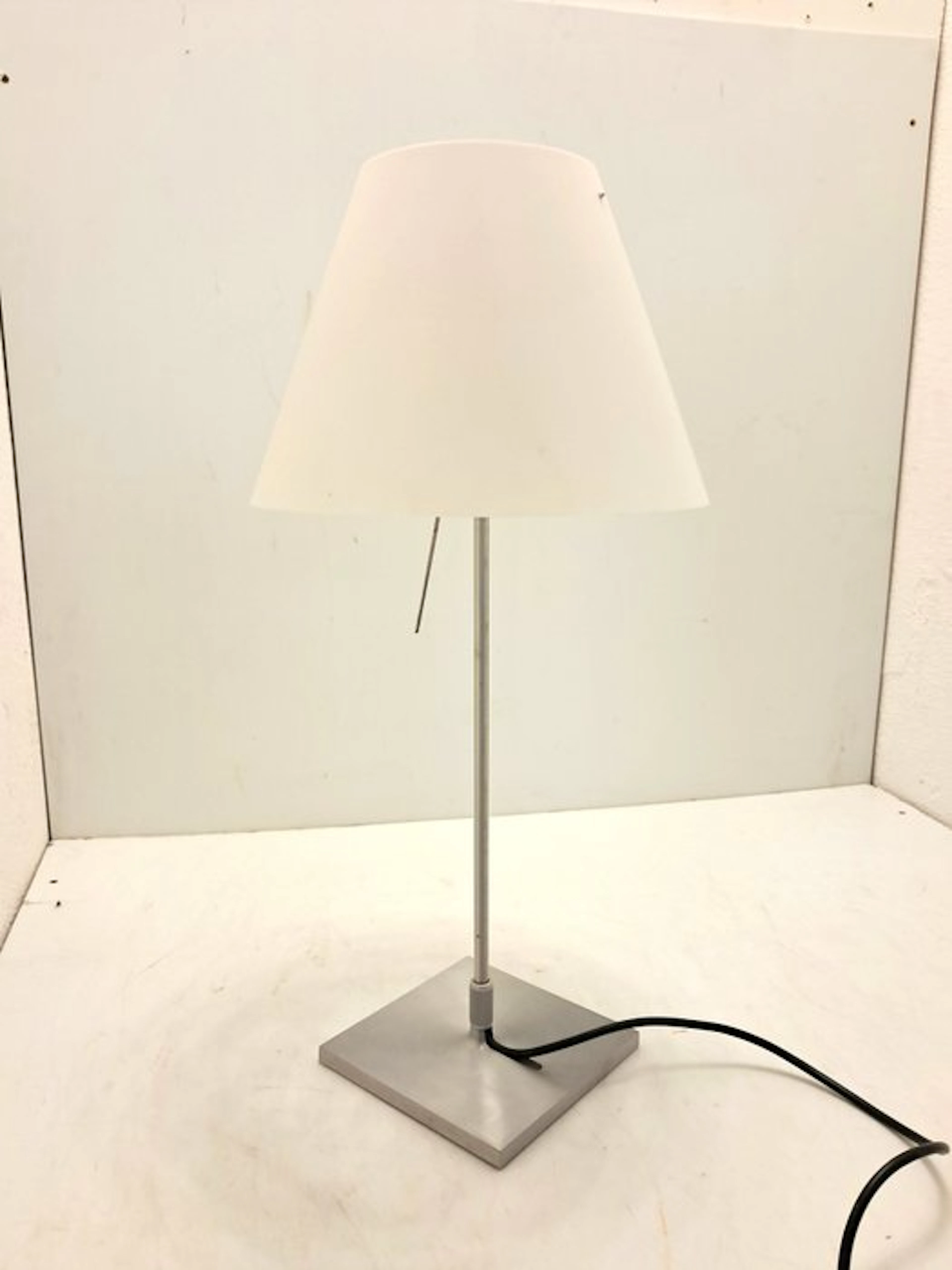 Luceplan Costanzina - Table lamp - Aluminium - Paolo Rizzatto