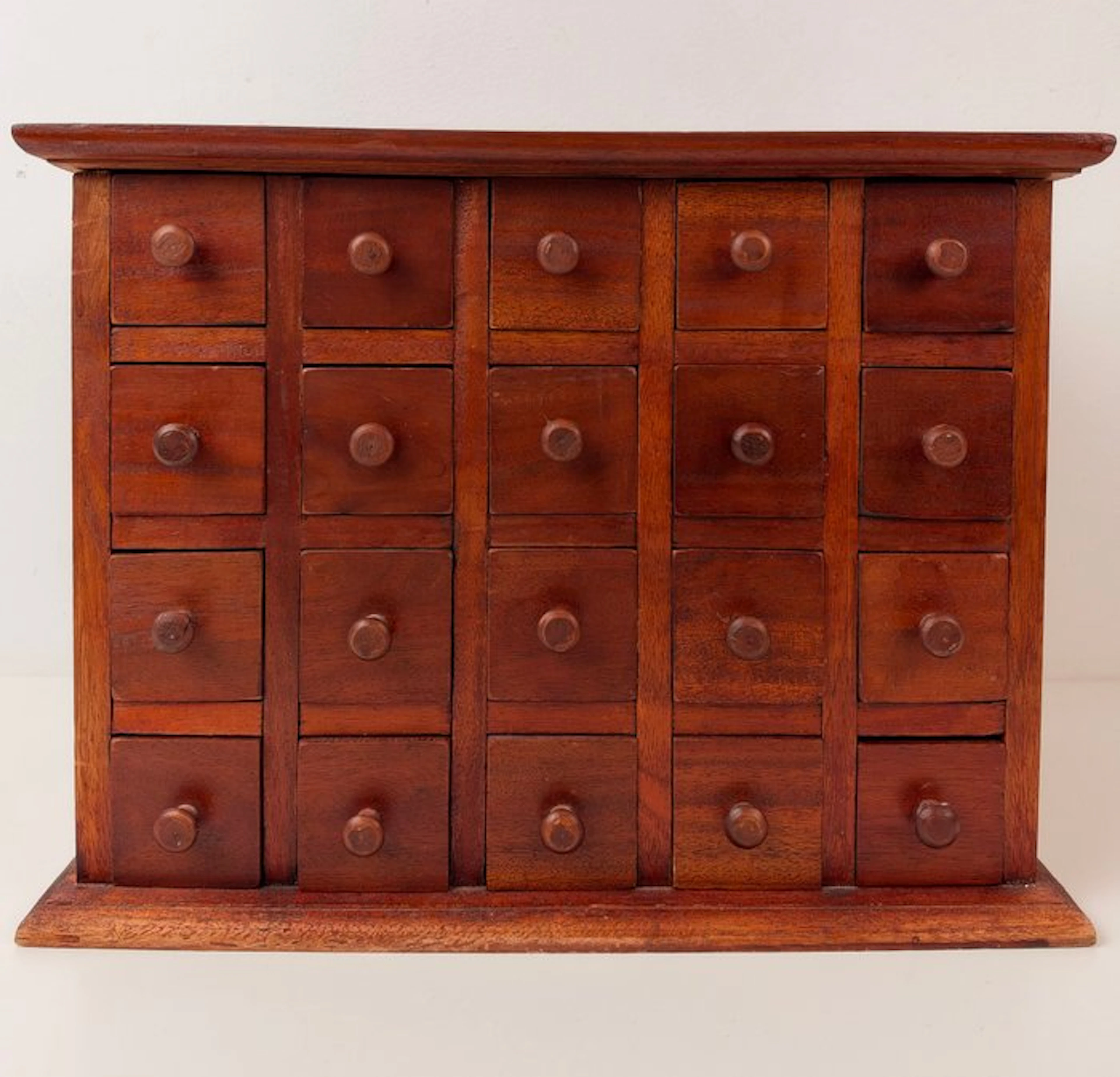 Cupboard - medicine cabinet - Wood