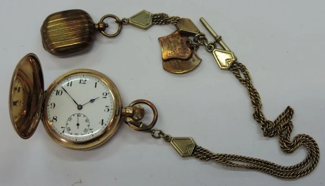 Illinois - Orologio da tasca funzionante con catena e...