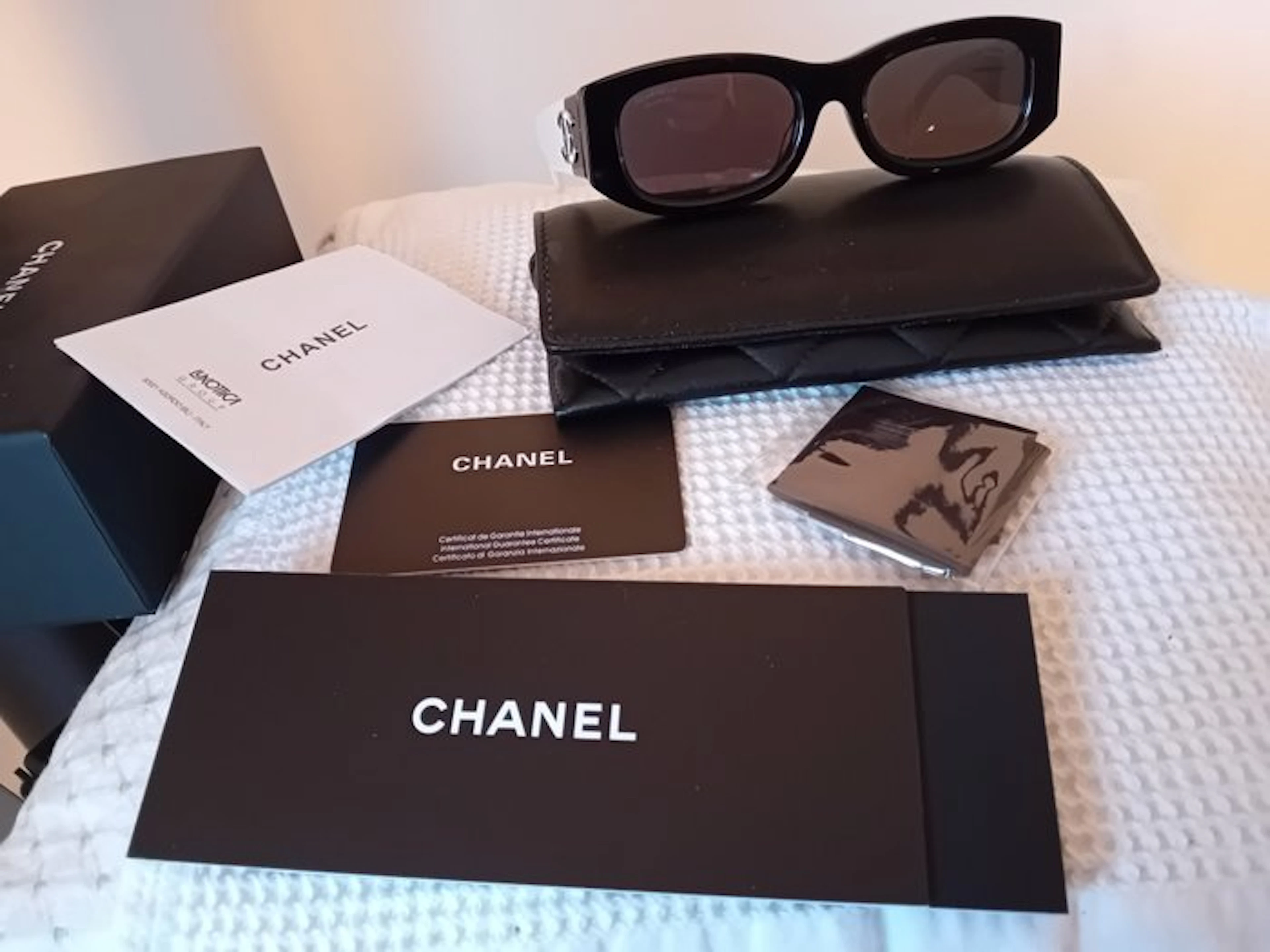 Chanel - Sunglasses