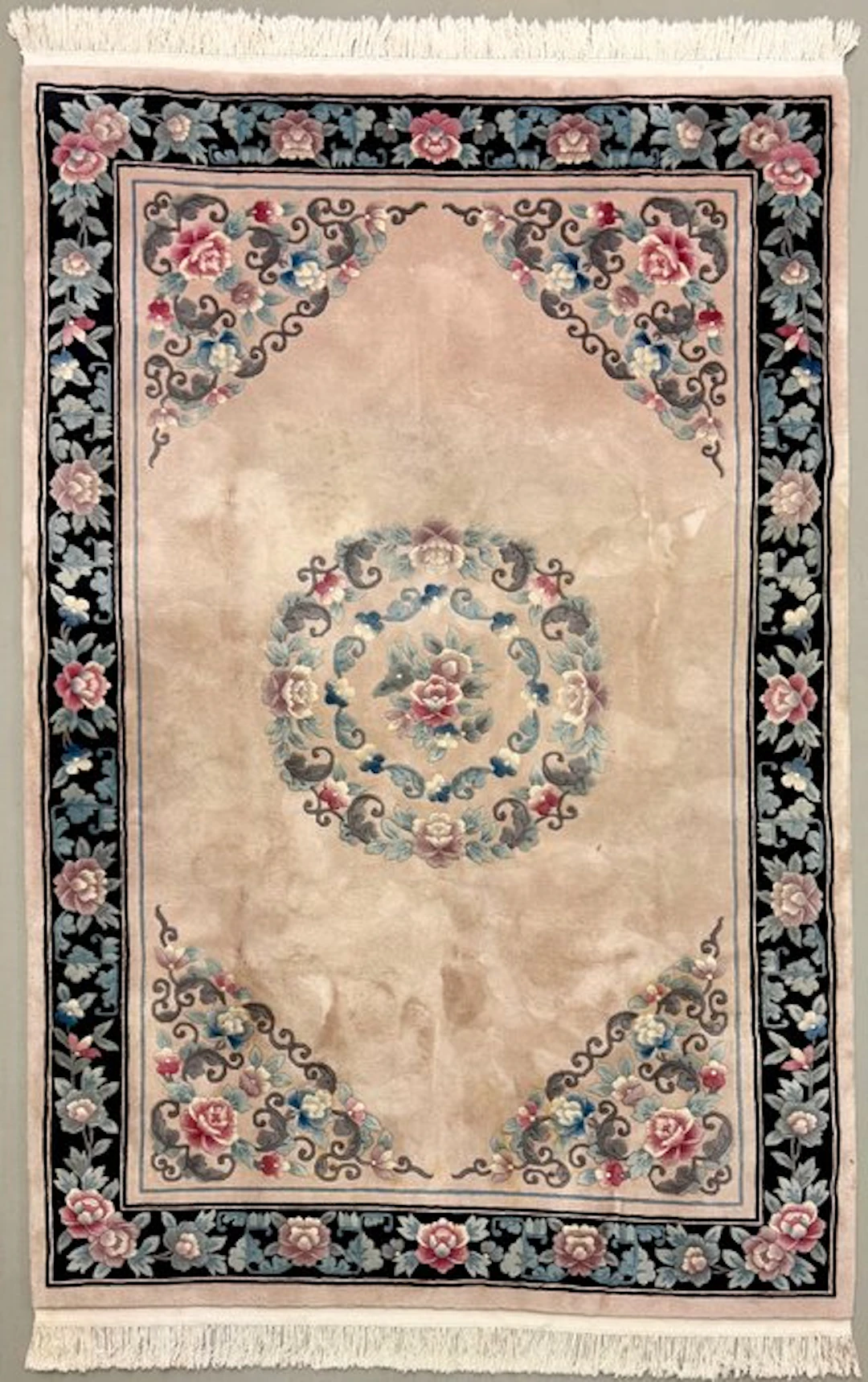 Peking - Rug - 285 cm - 186 cm