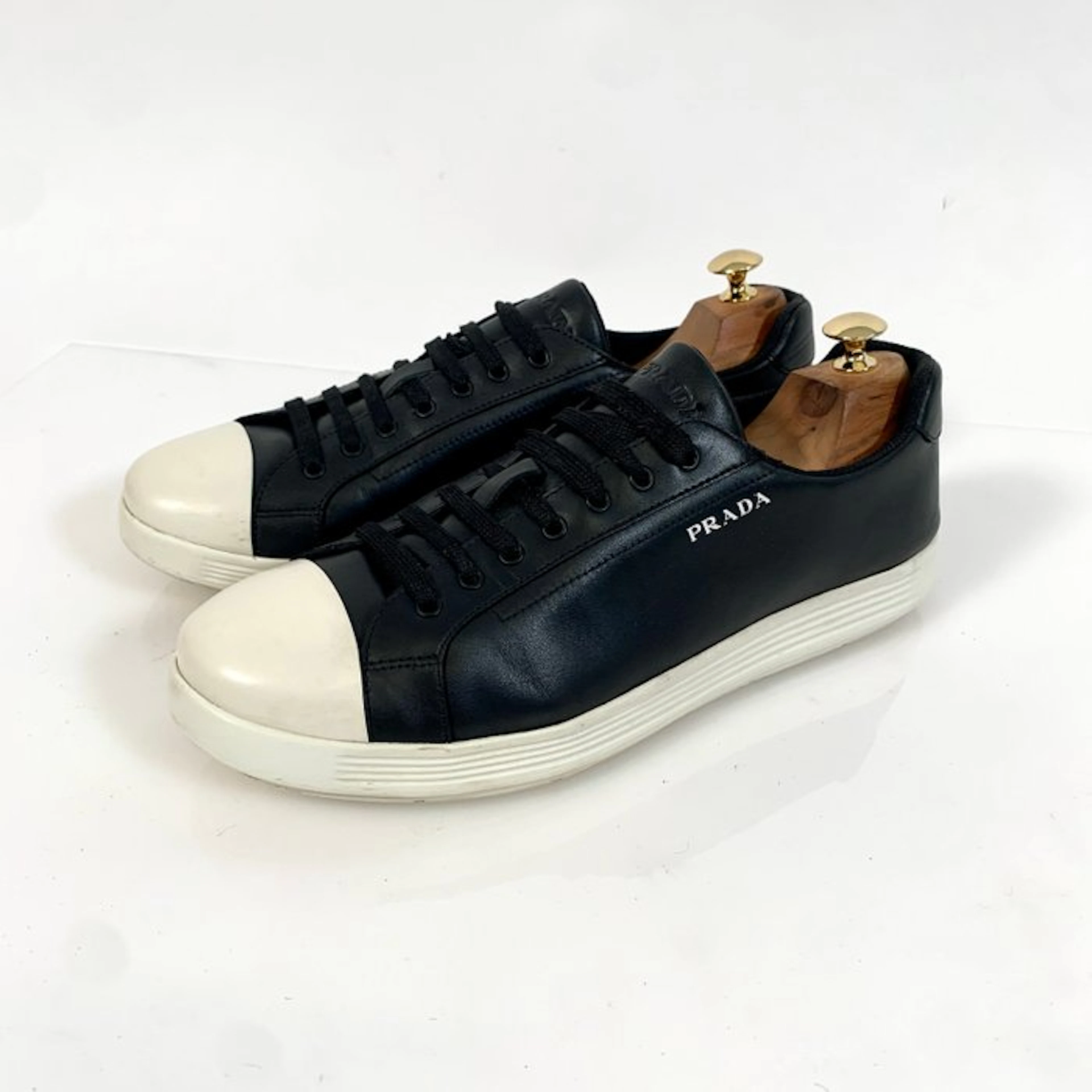 Prada LowTop Sneaker Black/White 4S 3364 UK 8.5 - Sneakers - Size: EU 42.5
