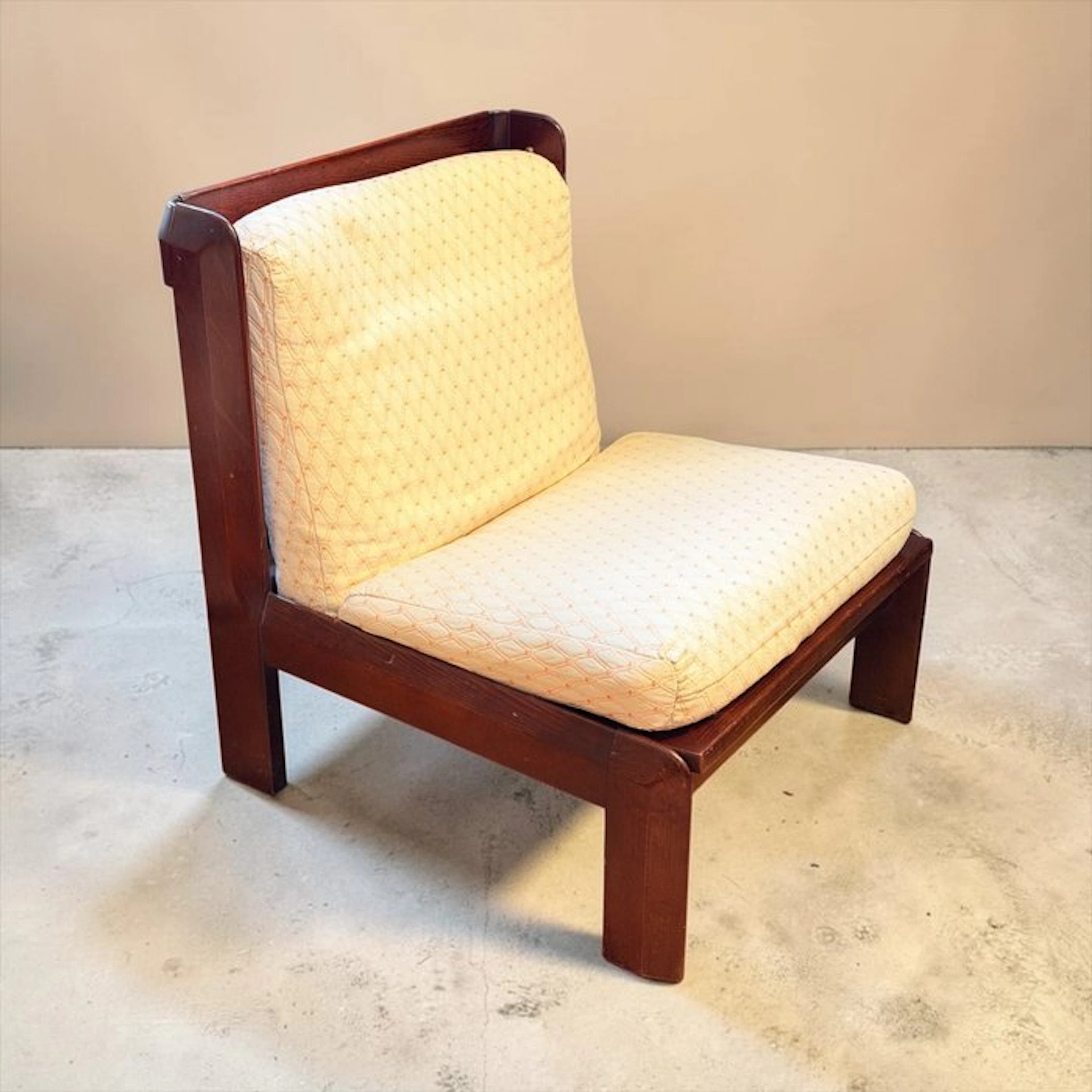 Escuela Catalana - Armchair - Guilleumas - Wood - Original upholstery