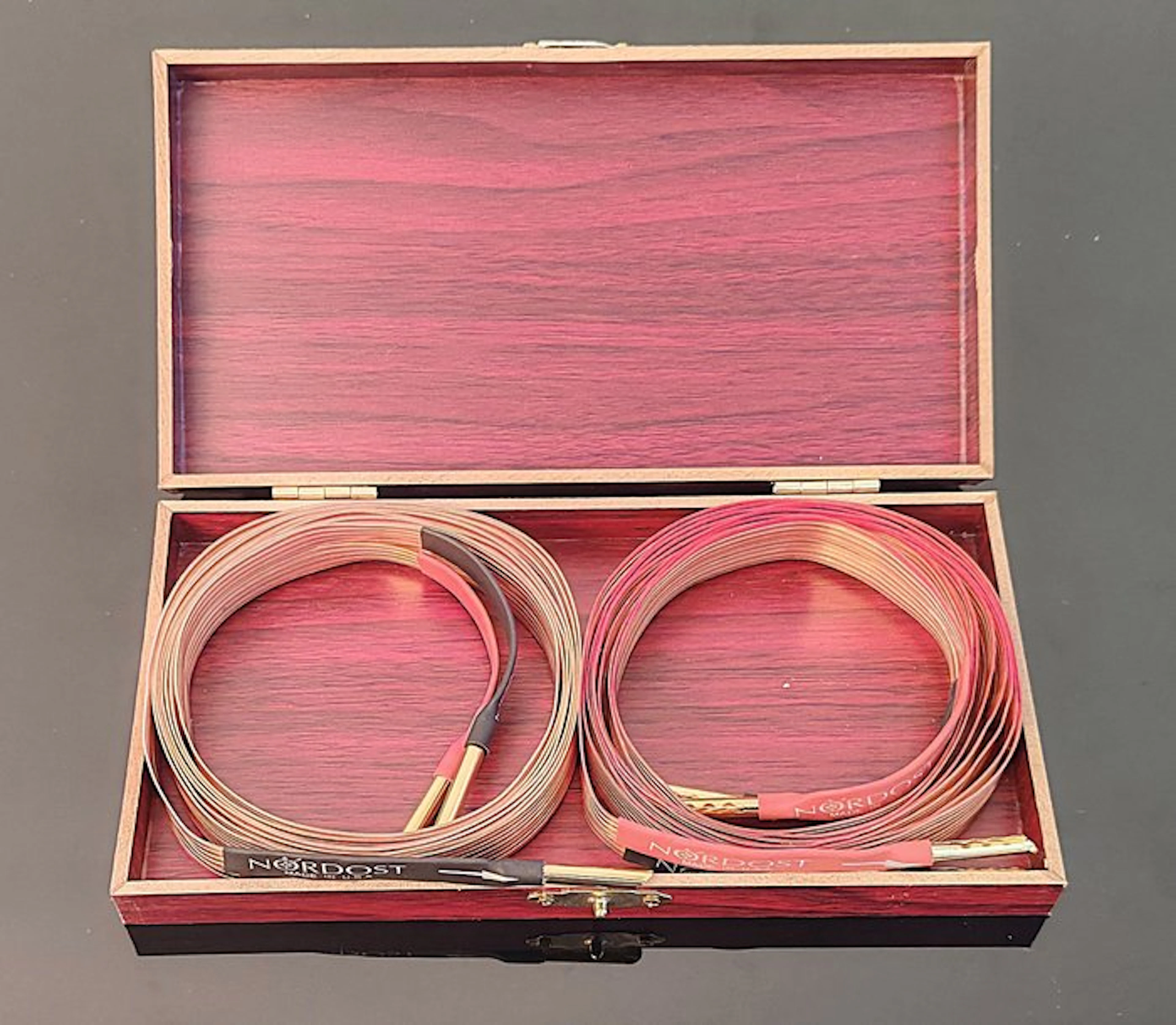 NORDOST - Flatline Gold Speaker Cables Audio component