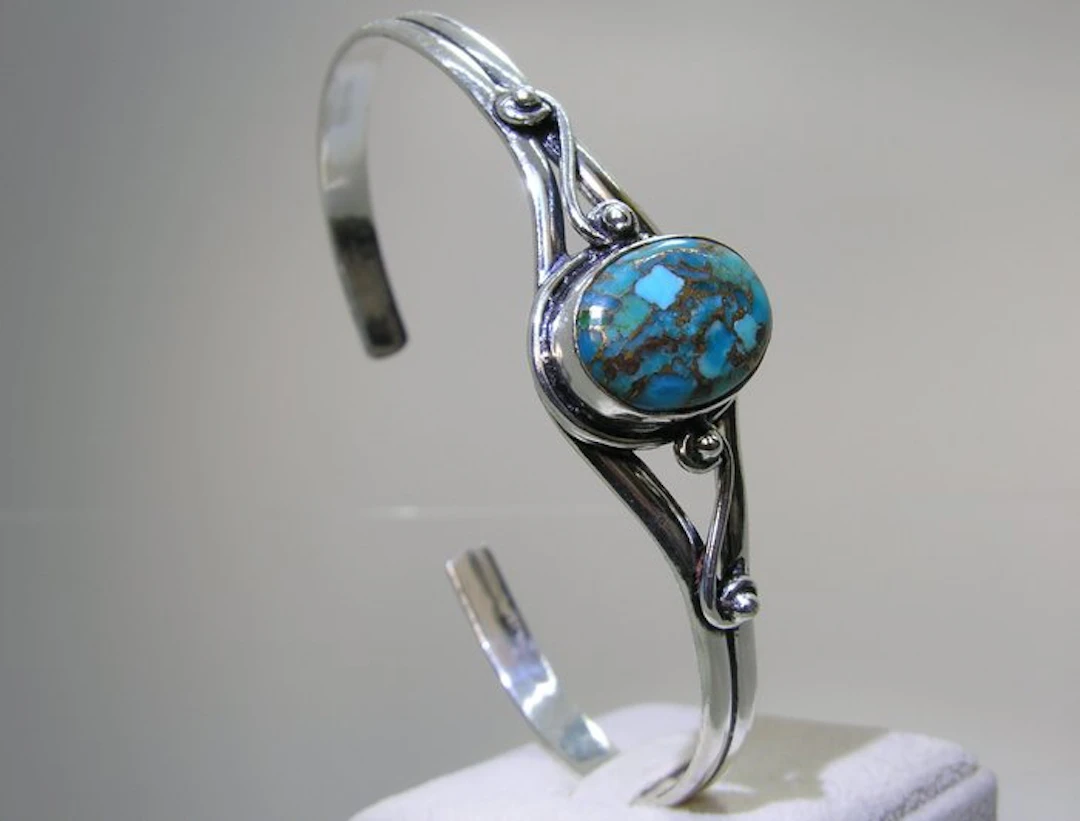 Turquoise Bracelet - Height: 8 cm - Width: 6.5 cm- 18.4 g - (1)