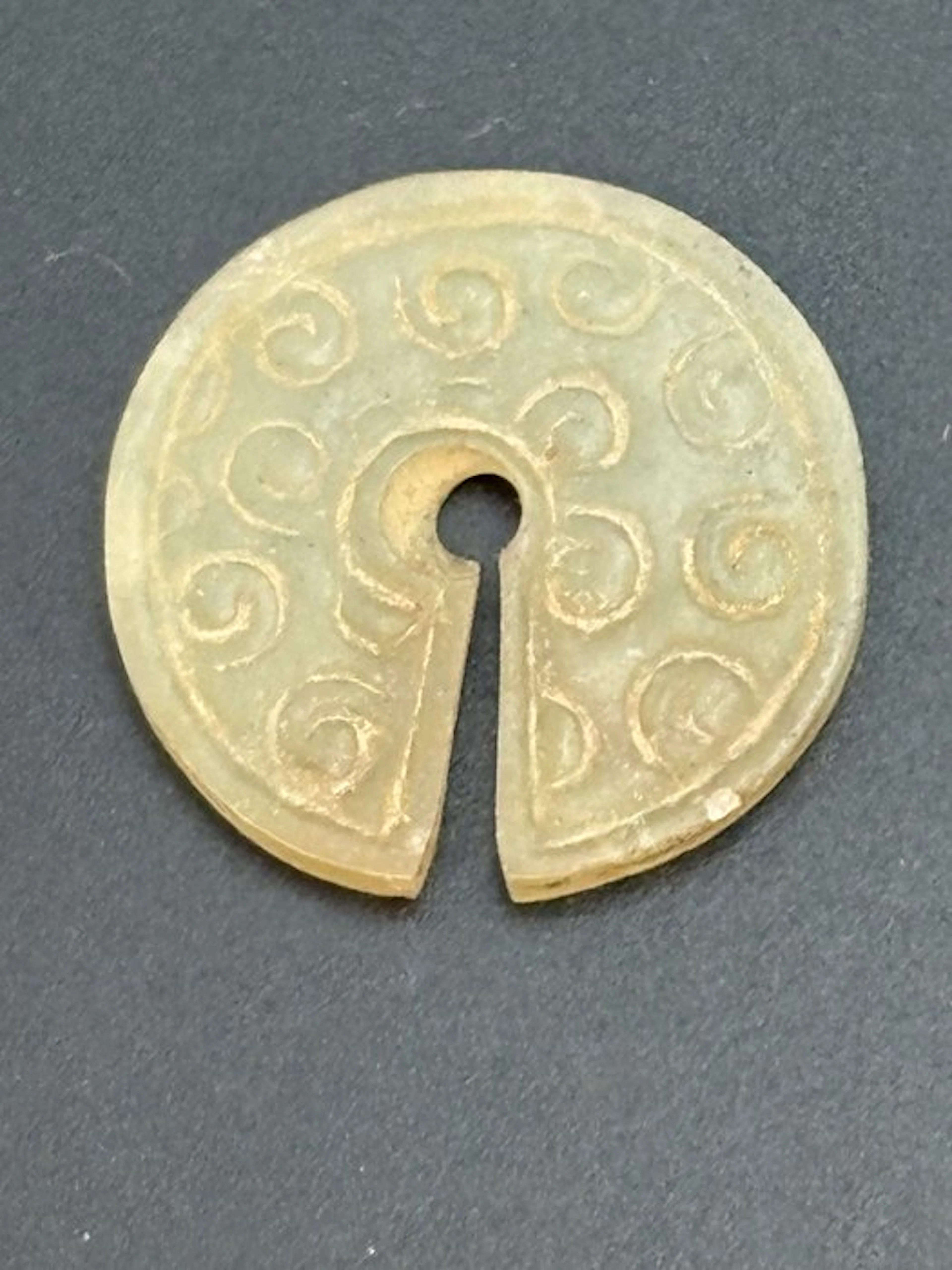 Ancient Chinese jade Chinese jade ritual disk of the Jue type (玉玦)