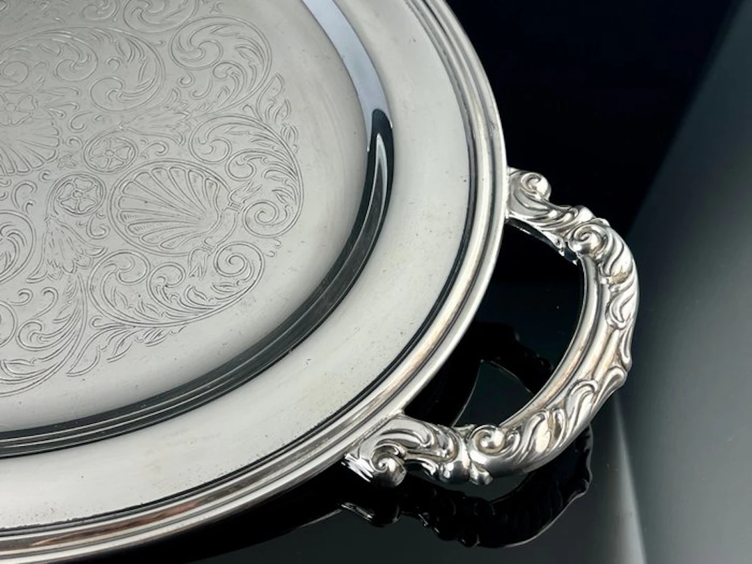 Oneida Silversmiths - Tray - Rococo Revival handles...