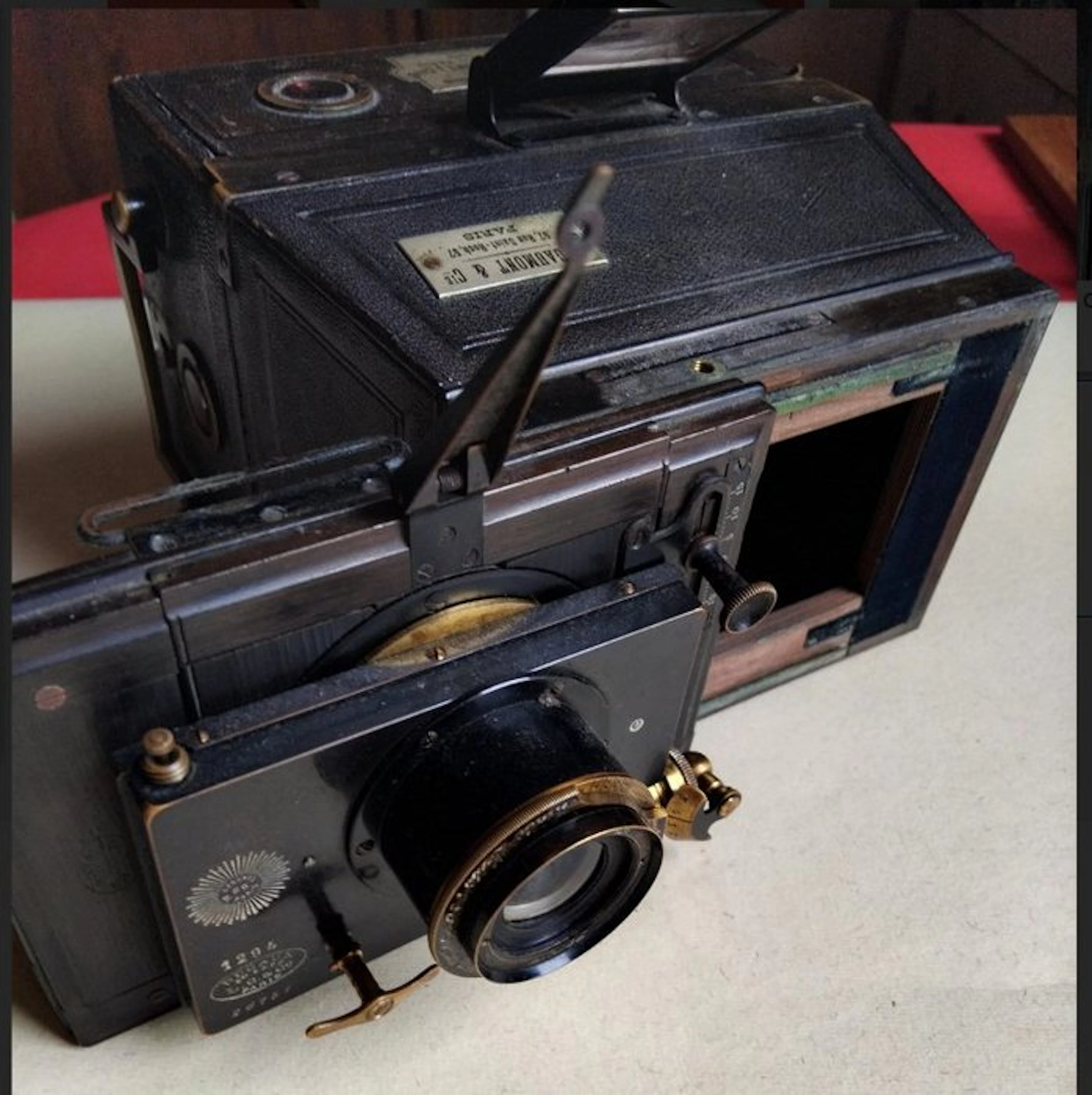 Gaumont Spido (Jumelle) Analogue camera