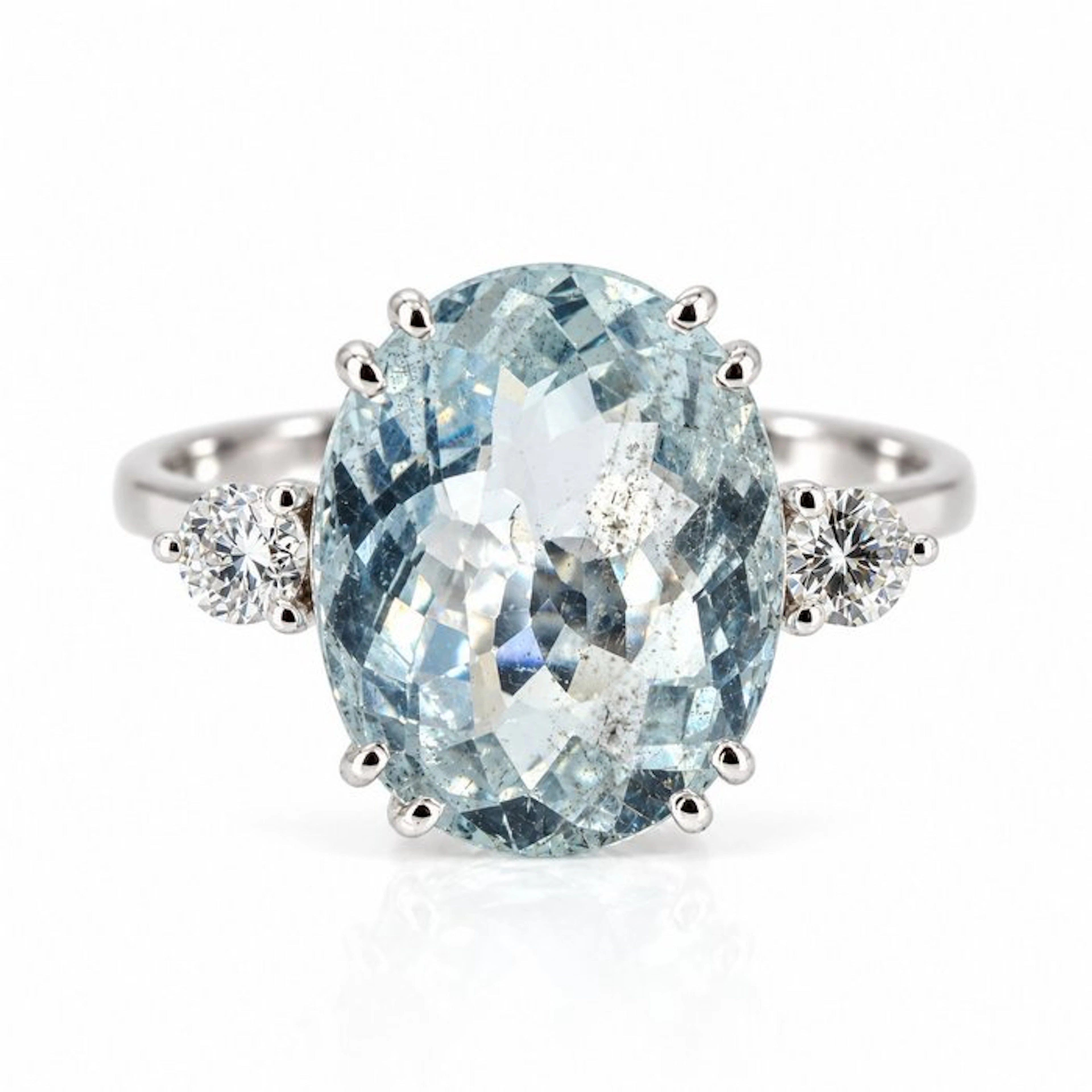 Ring - 18 kt. White gold - 6.46ct. tw. Aquamarine - Diamond