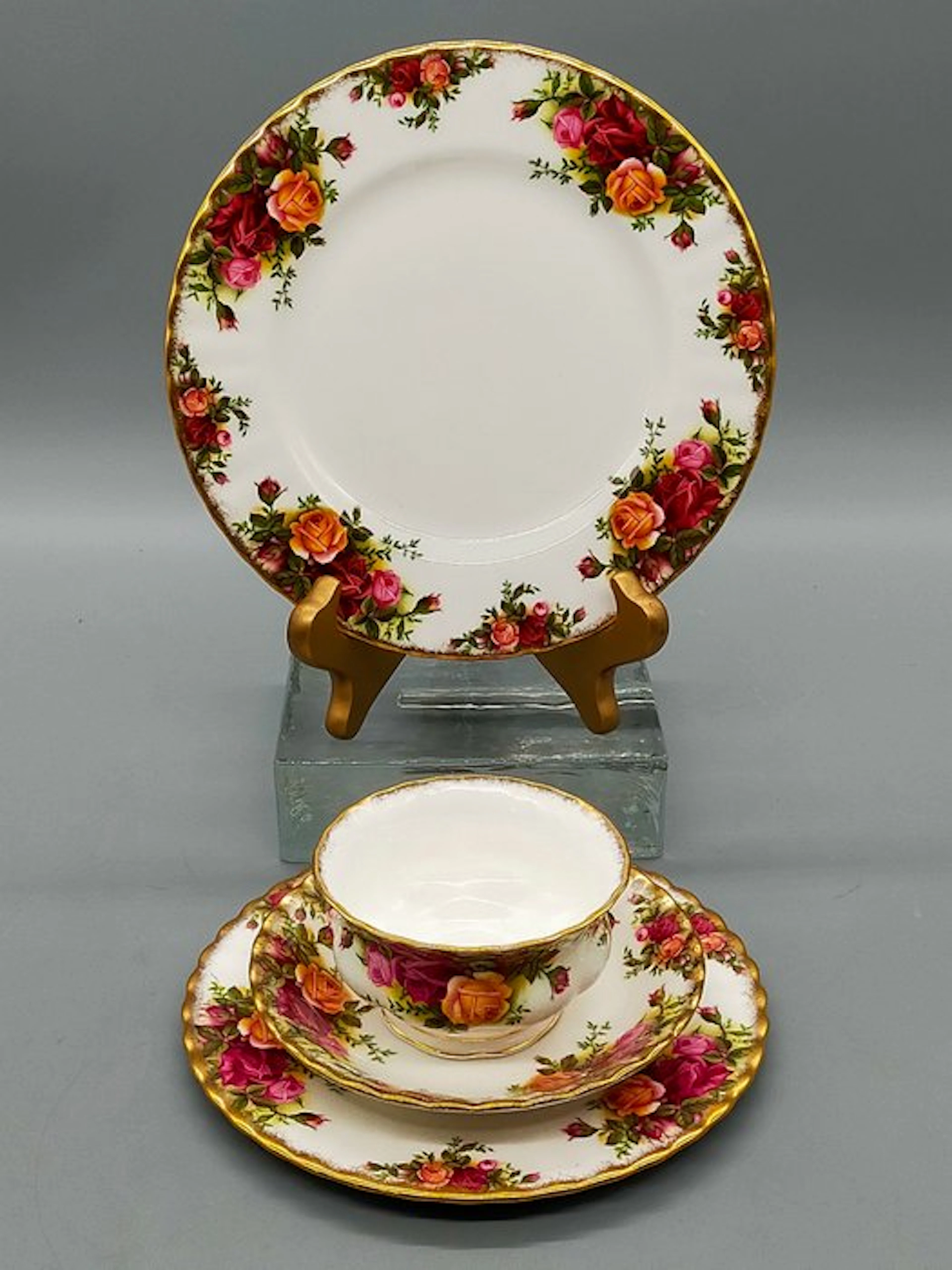 Royal Albert Old Country Roses Gedeck 4-tlg. - Tea service - Porcelain