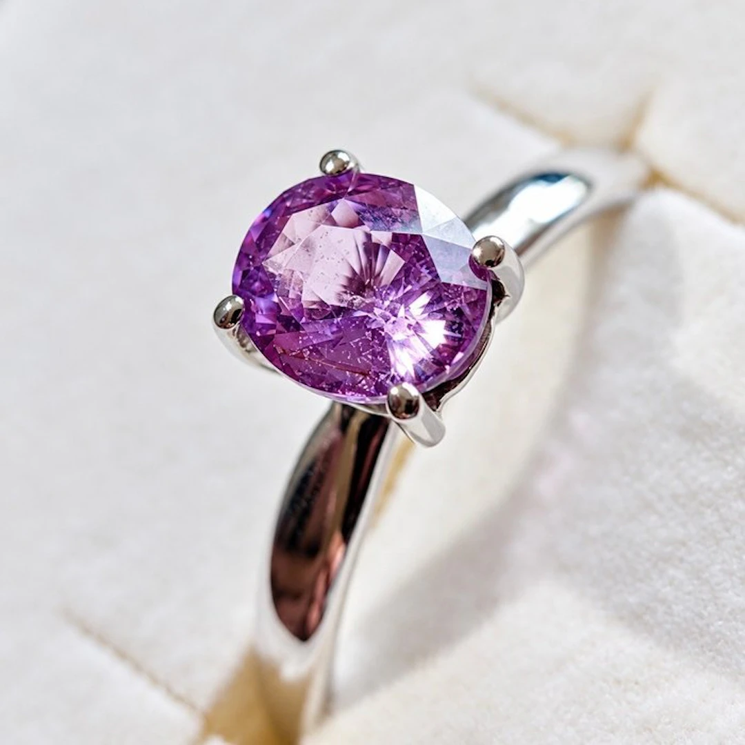 Ring - 18 kt. White gold - 1.13ct. tw. Sapphire - natural purple sapphire