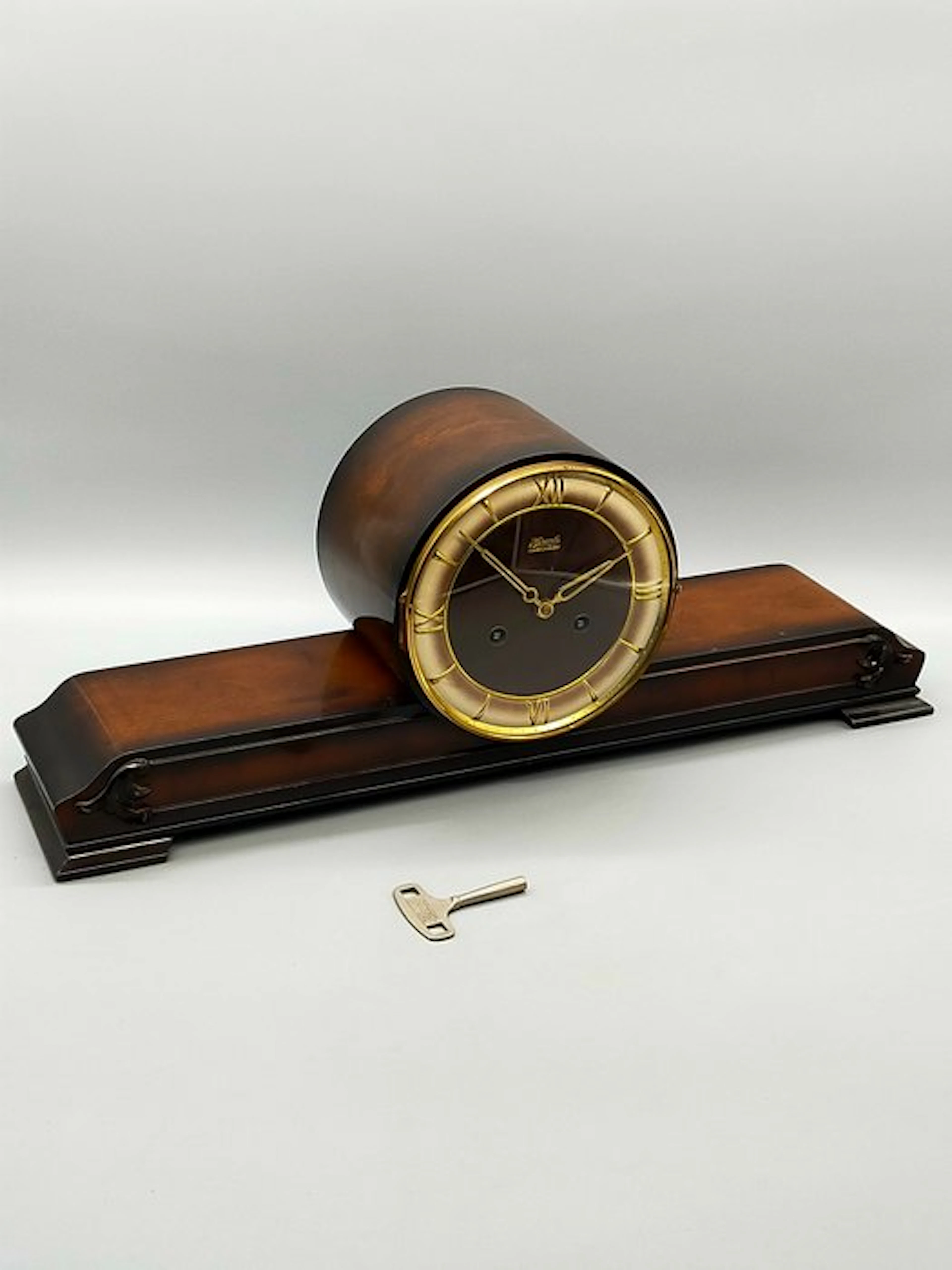Clock - Hermle Schwebeanker Kaminuhr – Mid-Century Tischuhr - Art Deco Wood