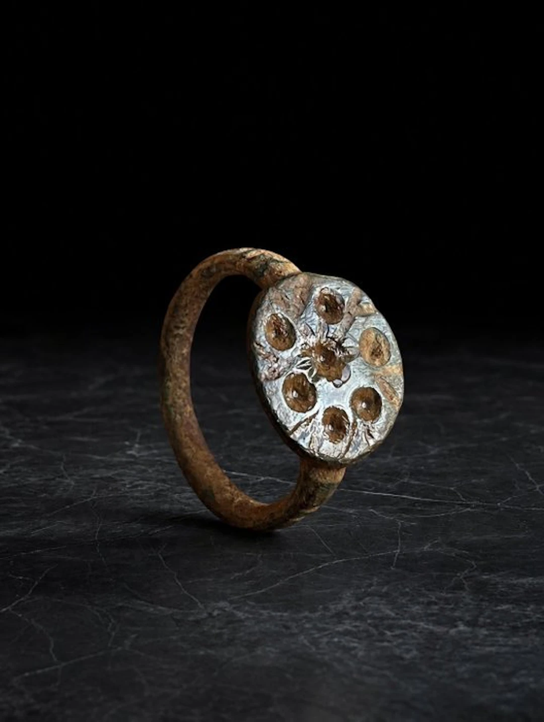 Byzantine Bronze Ring Dot Decoration 5th to 7th Century AD (No reserve price)