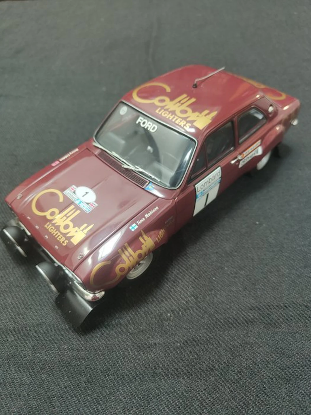 MiniChamps 1:18 - Model car - Ford Escort I RS 1600