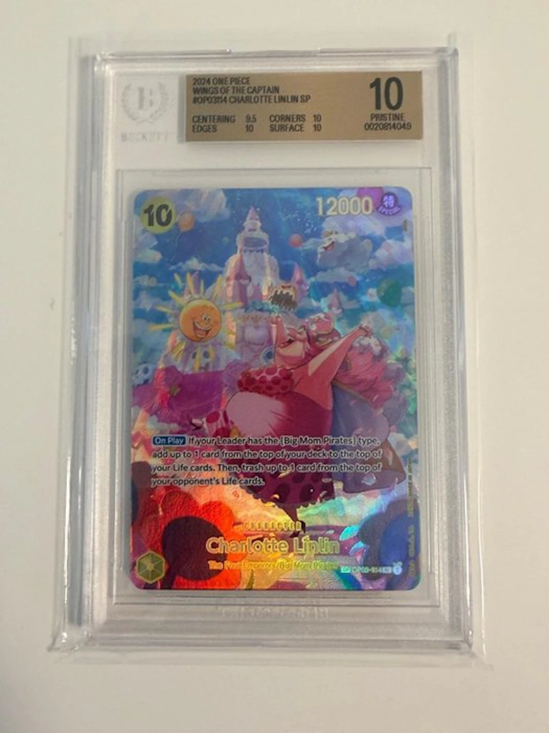 Bandai - 1 Graded card - One Piece - Charlotte Linlin Foil