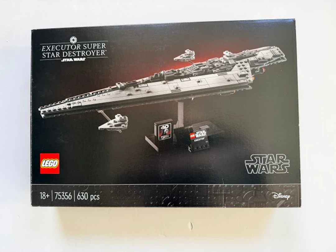 LEGO Set - 75356 - Star Wars - Executor Super Star Destroyer