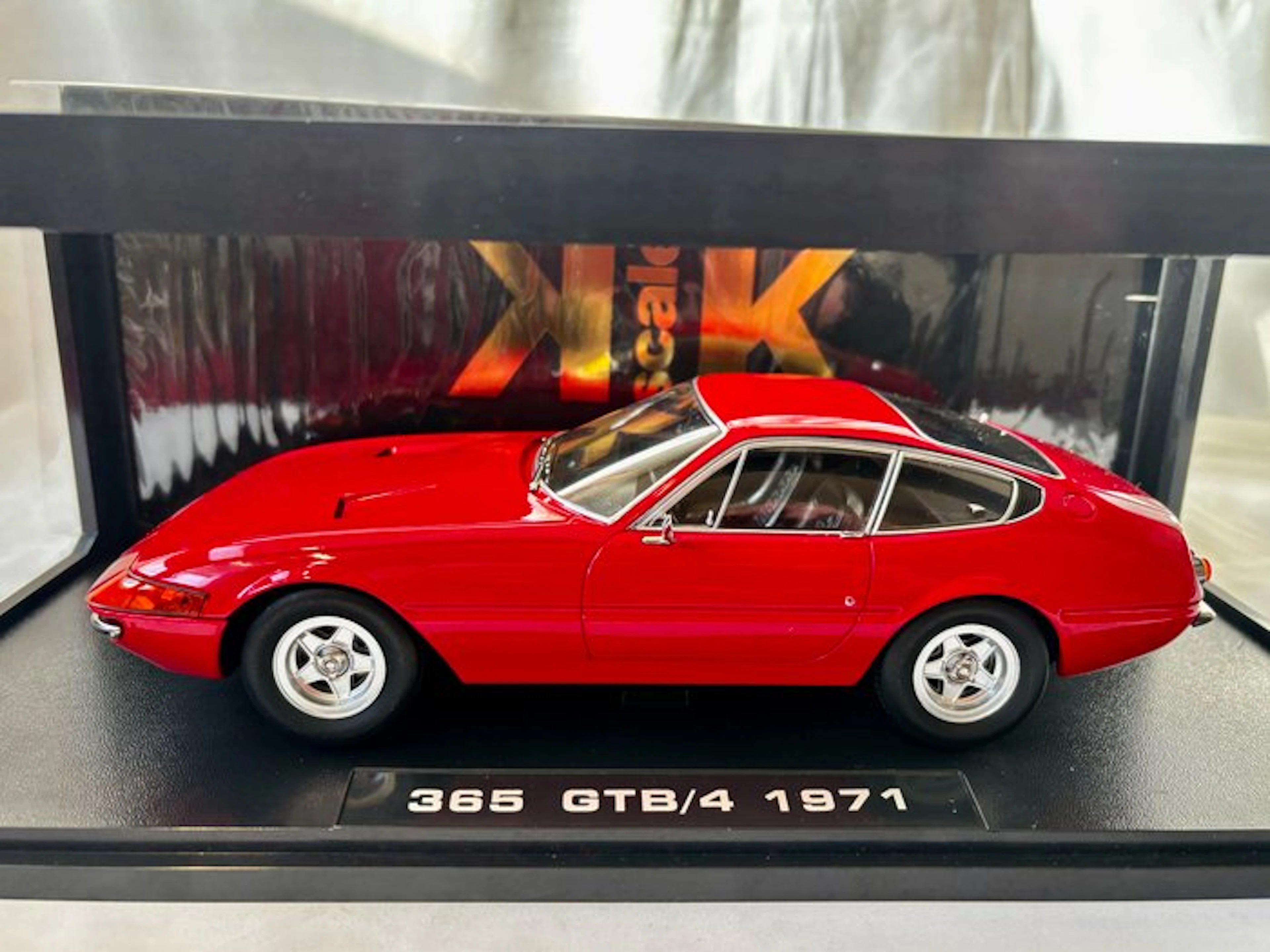 KK-Scale 1:18 - Model car - Ferrari 365 GTB-4 1971 - Daytona