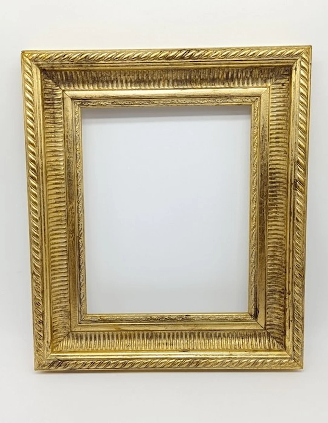 Frame - Gold leaf
