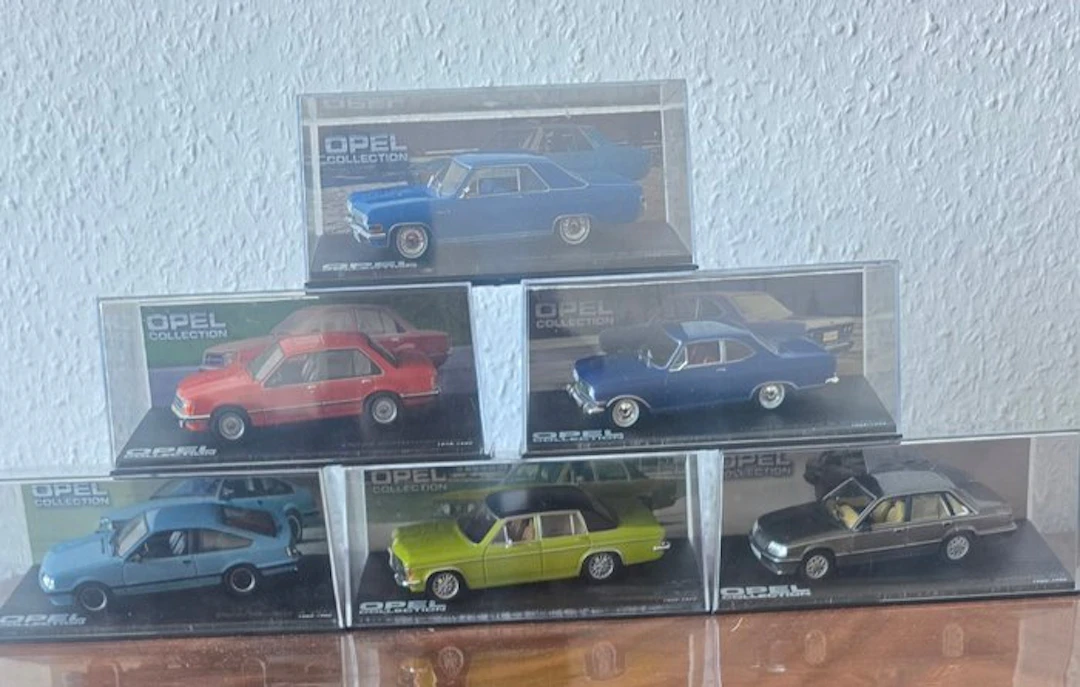 Opel Collection 1:43 - Tin toy car - IXO / Eaglemoss - Germany