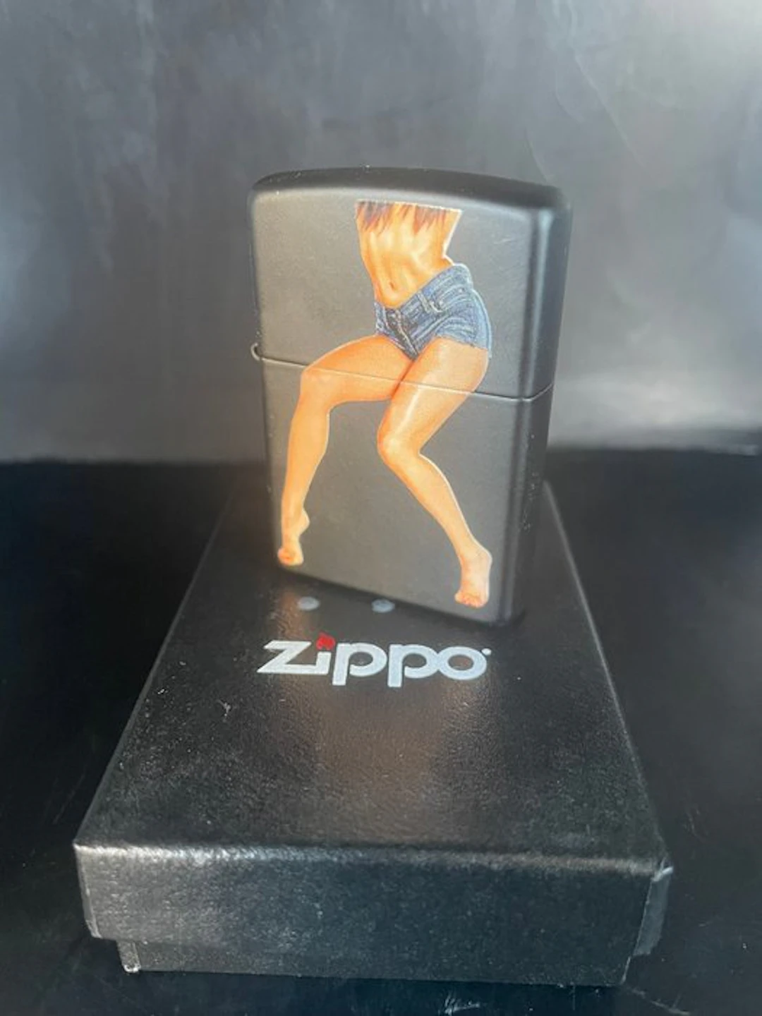 Zippo - ZIPPO SILOUHETTE FEMME - No reserve price - Lighter - Steel (stainless)