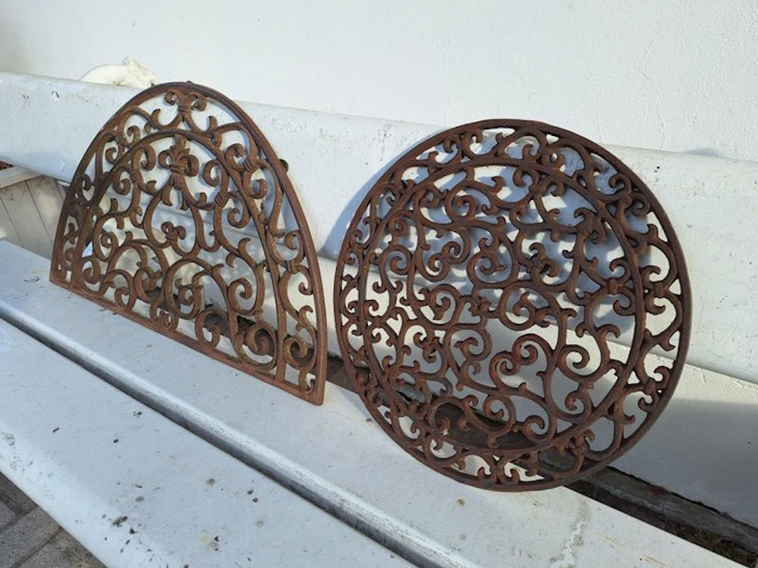 Decorative ornament (2) - Hemisphere and round - Belgium
