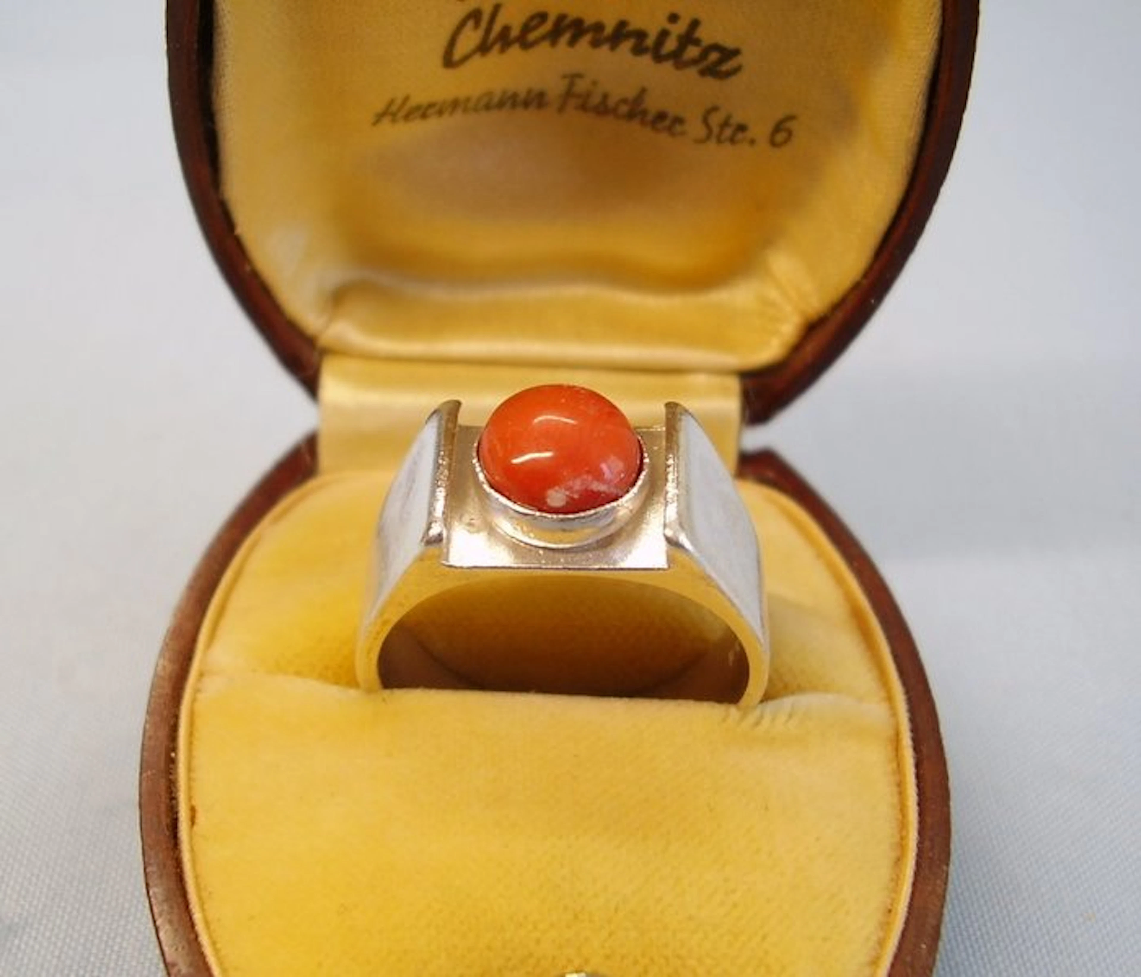 No reserve price - Ring Silver - 2.50ct. tw. Coral - Goldsmithing work, 1925