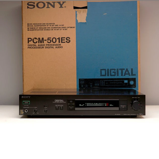 Sony - PCM-501es / 16-Bit Digital Audio PCM...