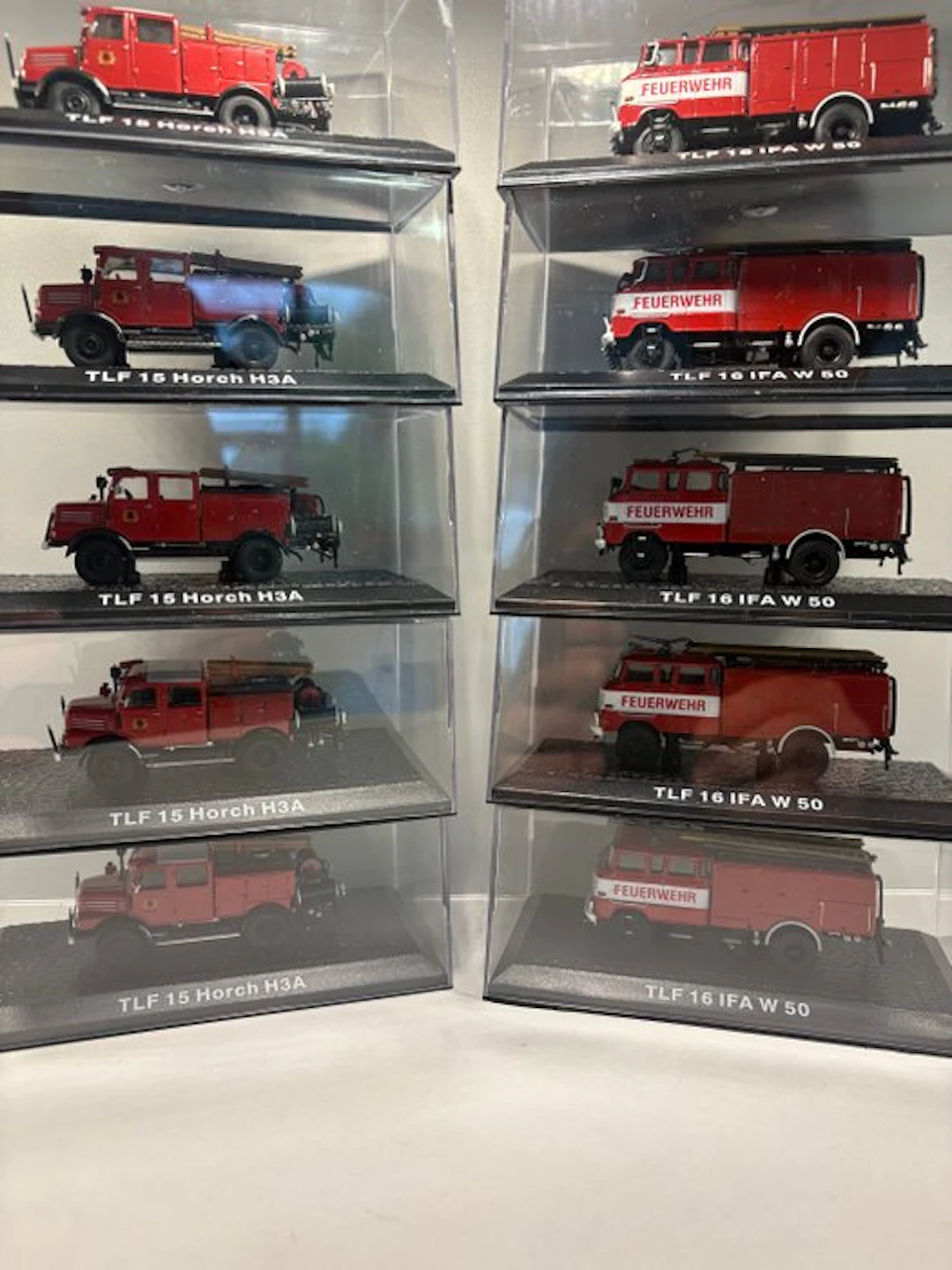 Altaya 1:72 - Model car (10) - Eastern Germany Fire...