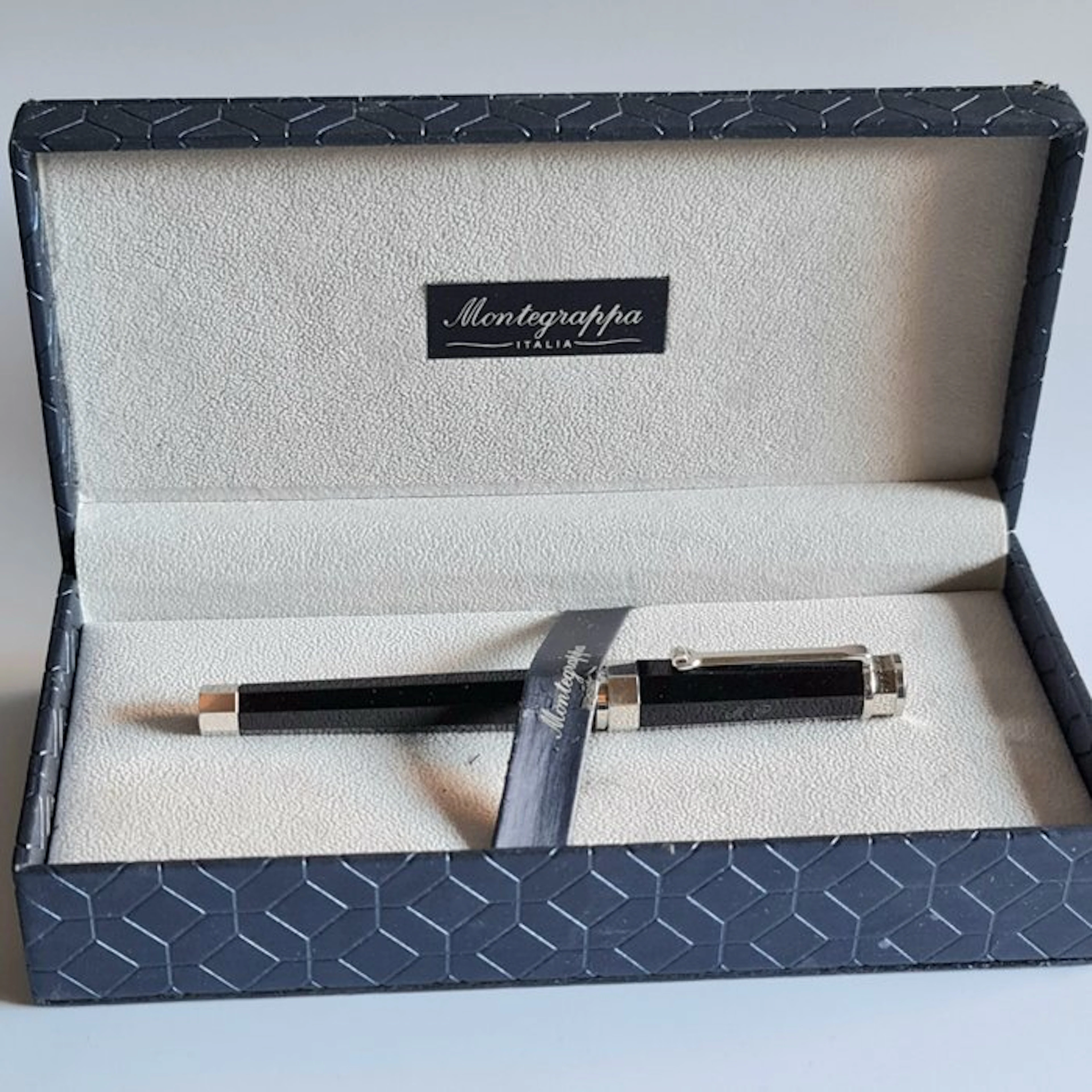 Montegrappa - NeroUno - Fountain pen