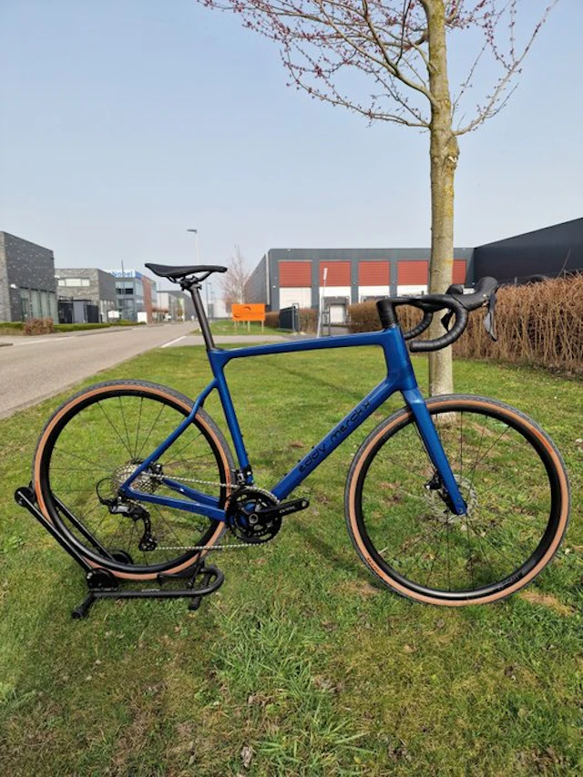 Eddy Merckx - Pévèle Carbon Jeans Blue Metallic L Shimano GRX - Bicycle - 2026