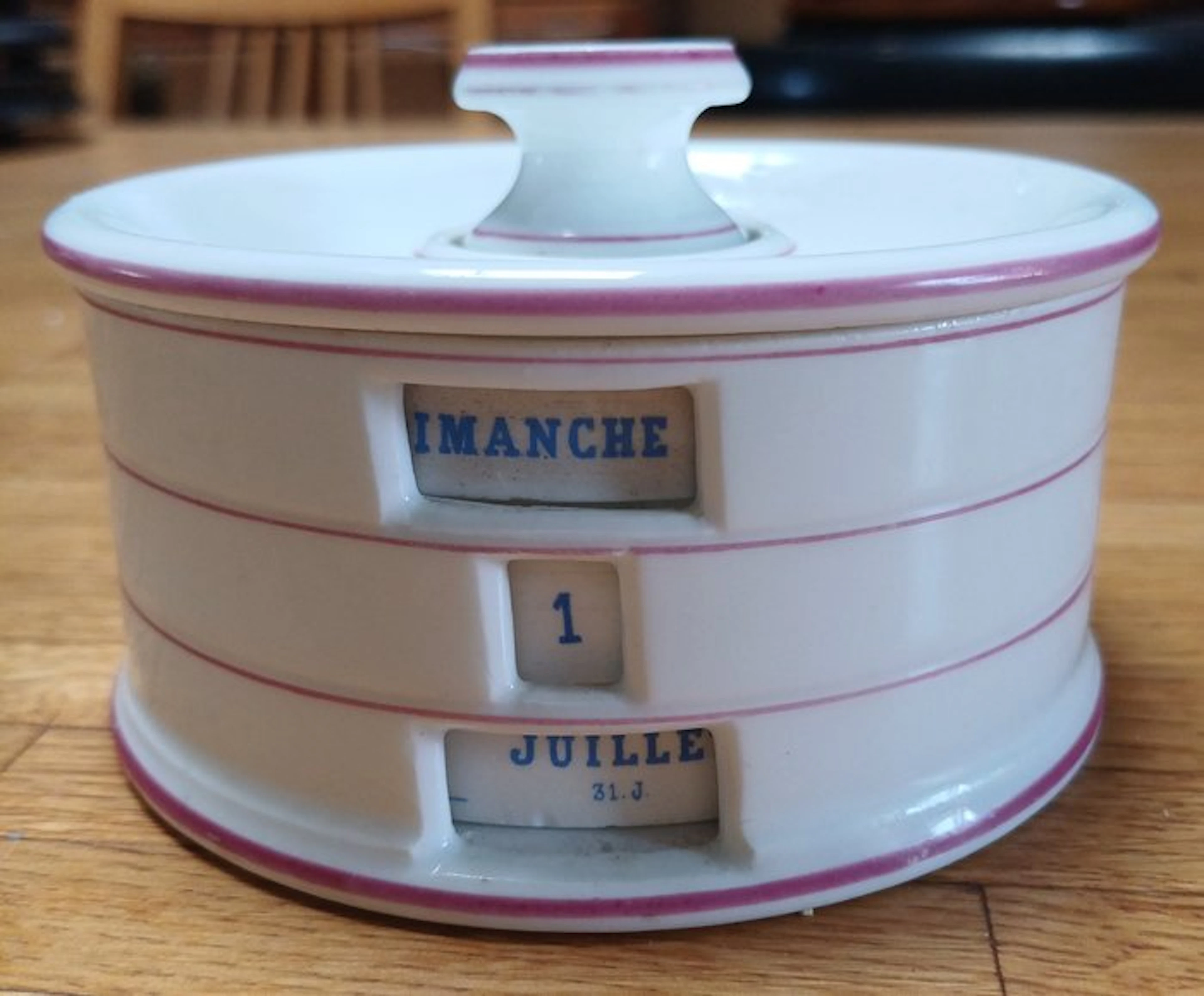 Perpetual calendar - Jean Gille - France