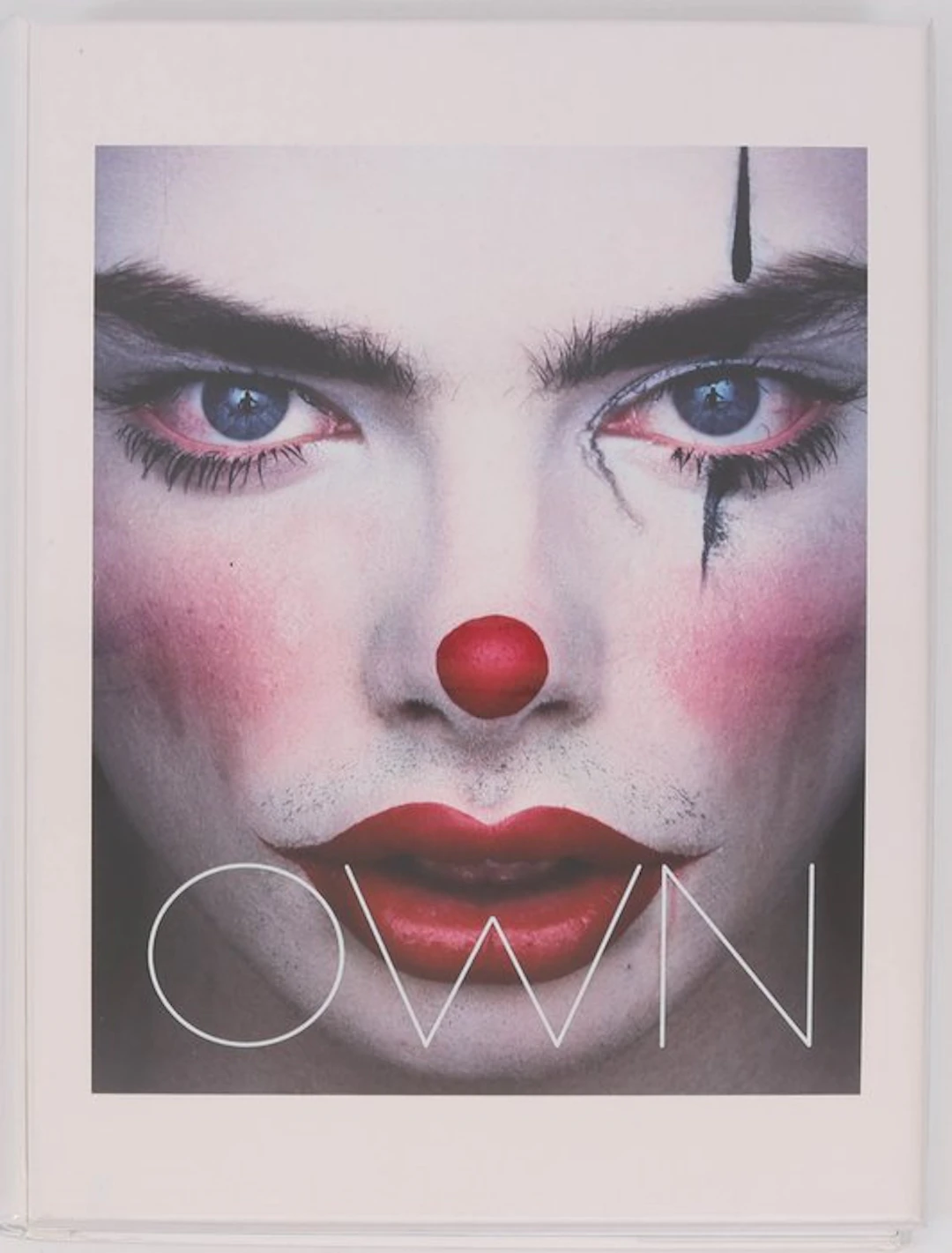Erwin Olaf (1959) - Own XXL - 2011