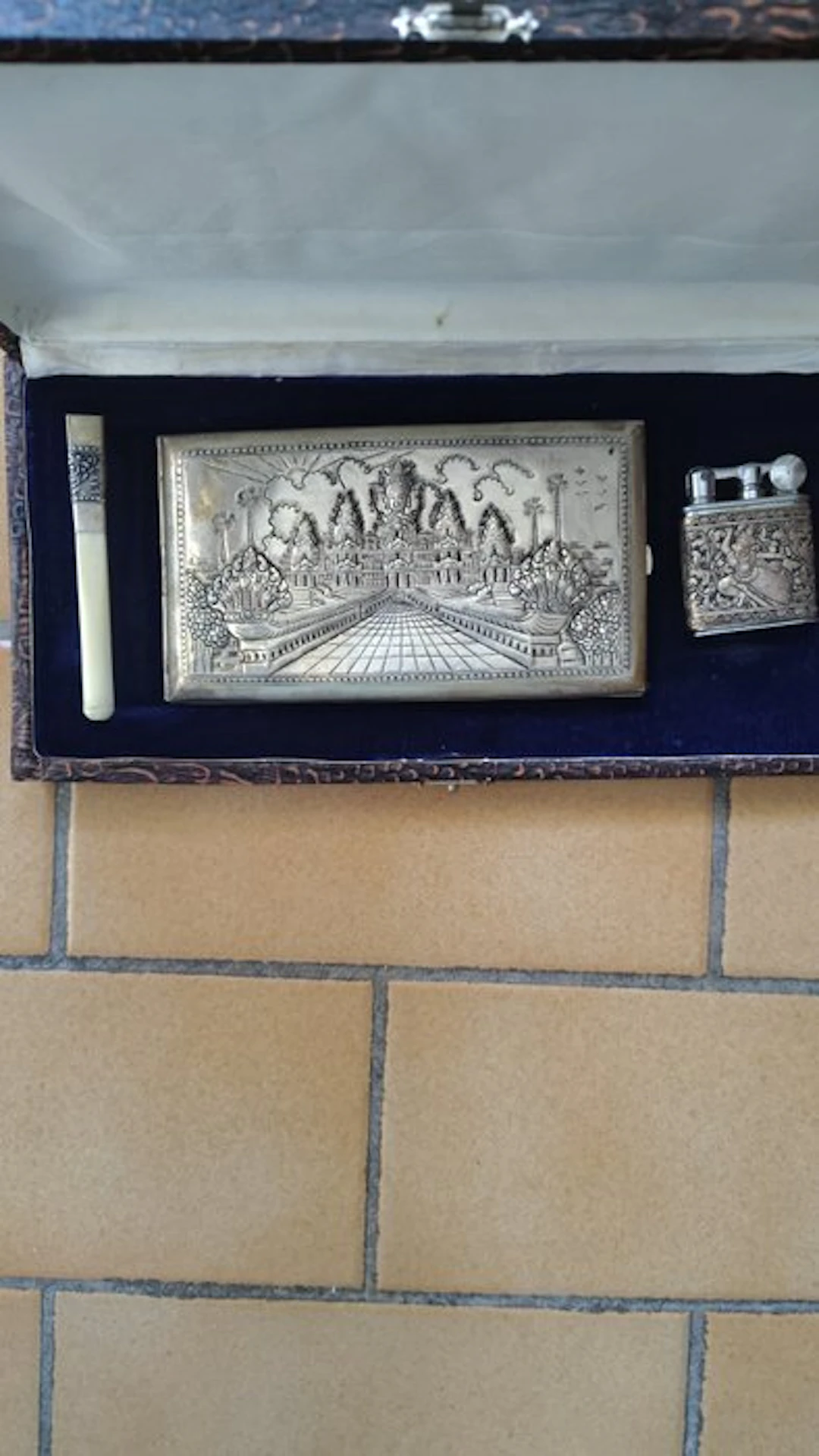angkor vat - Cigarette case - solid silver