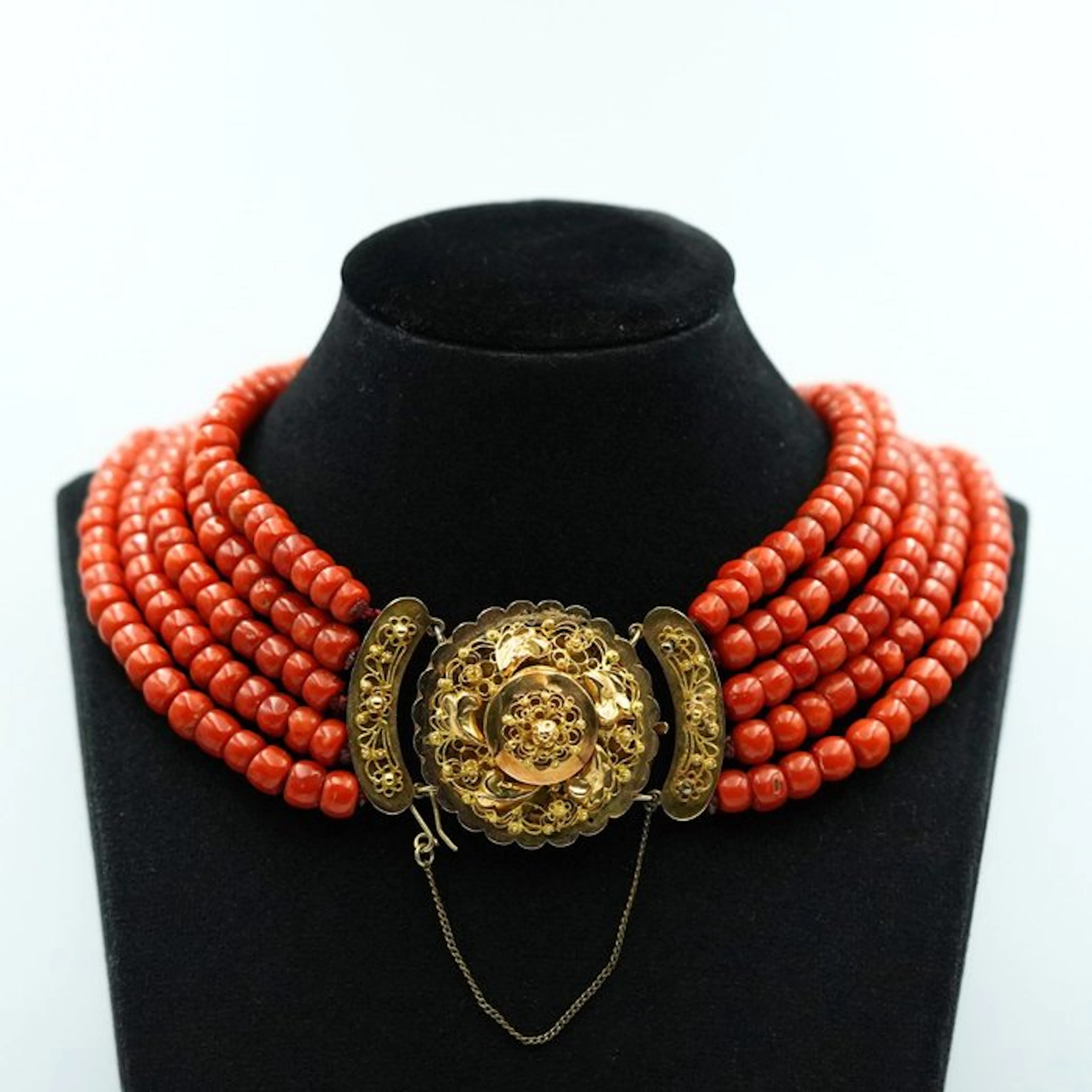Chain - 14 kt. Yellow gold Blood Coral