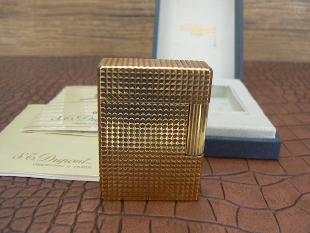 S.T. Dupont - Diamond tip - Pocket lighter - Gold-plated
