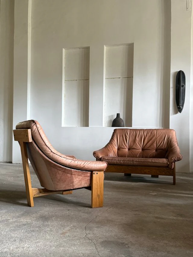 im Stil von Maison Regain - Seating group (2) - Leather, Oak - Armchair & Sofa