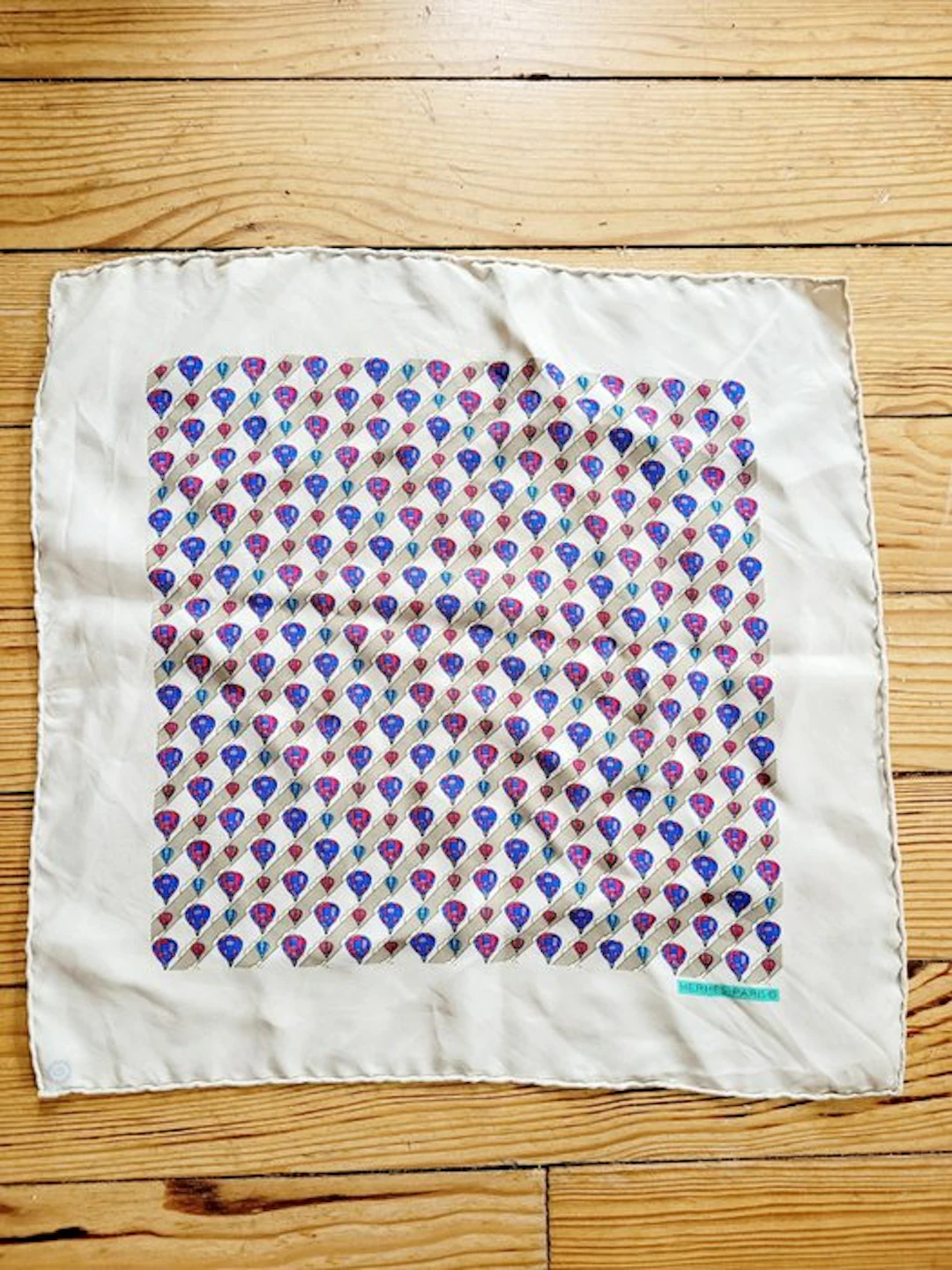 Hermès - montgolfière - Foulard
