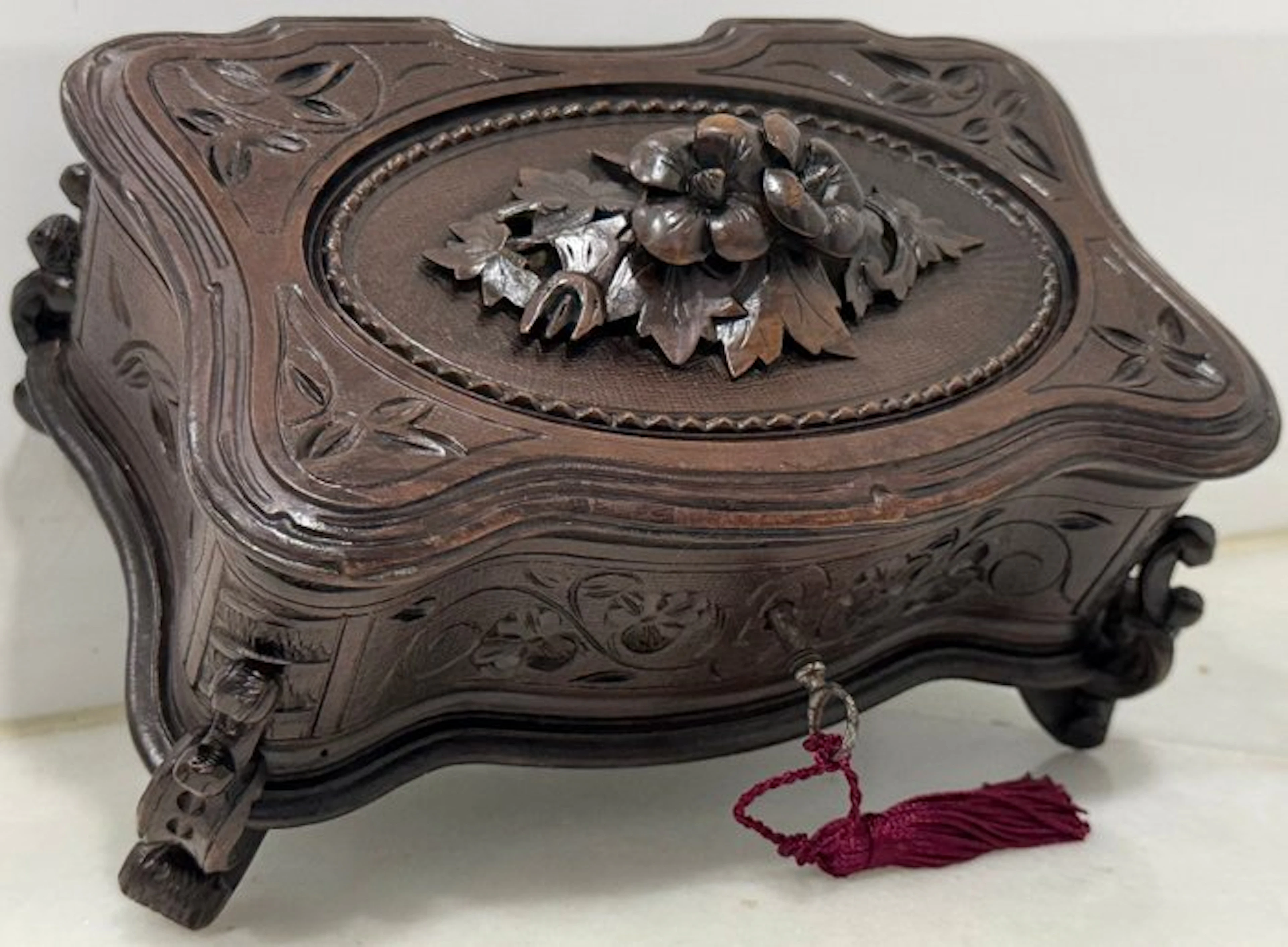 Box - Oak, Velvet