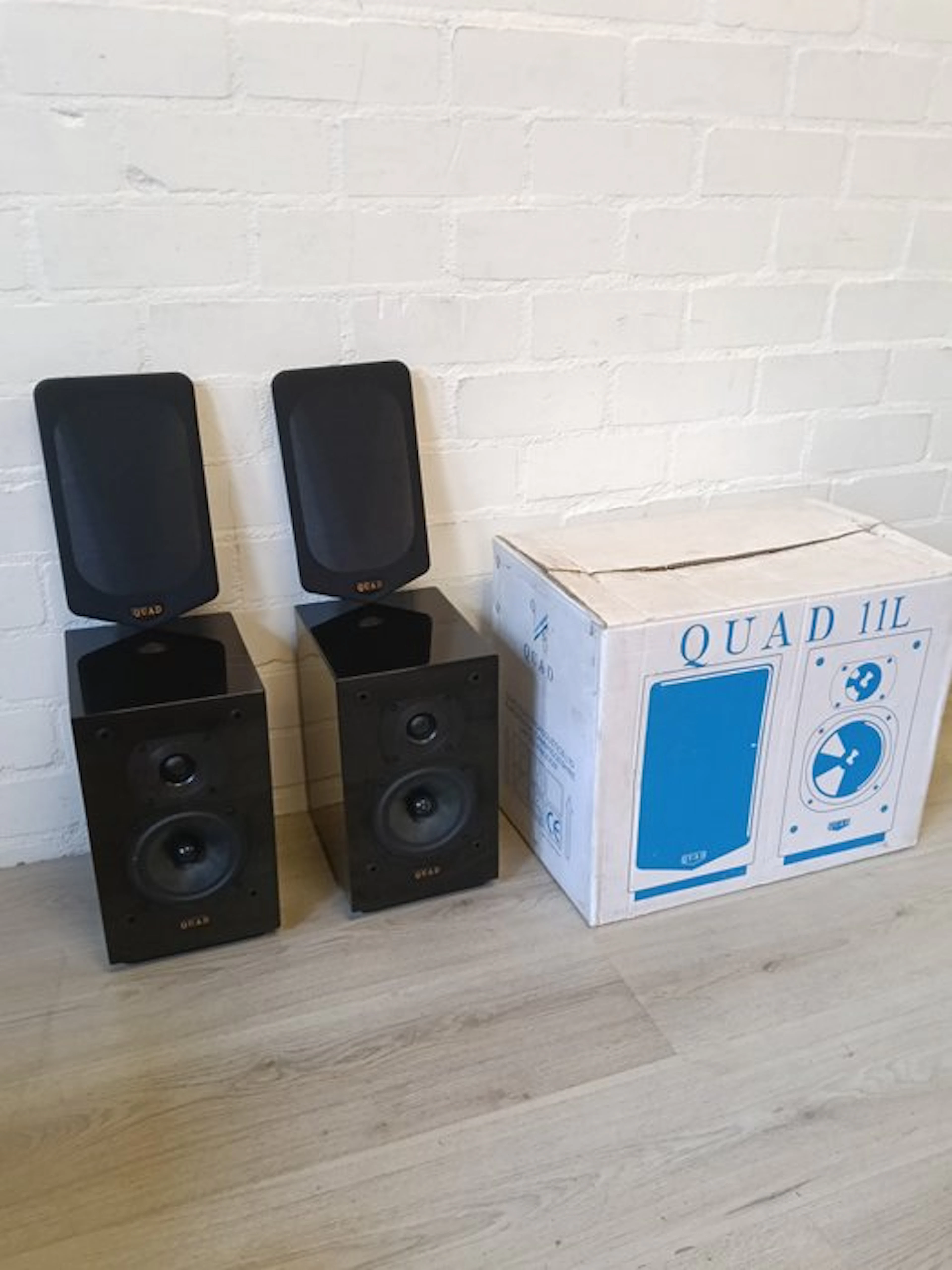 Quad - 11L / 2-Way Passive Bass-Reflex Bookshelf Speaker set