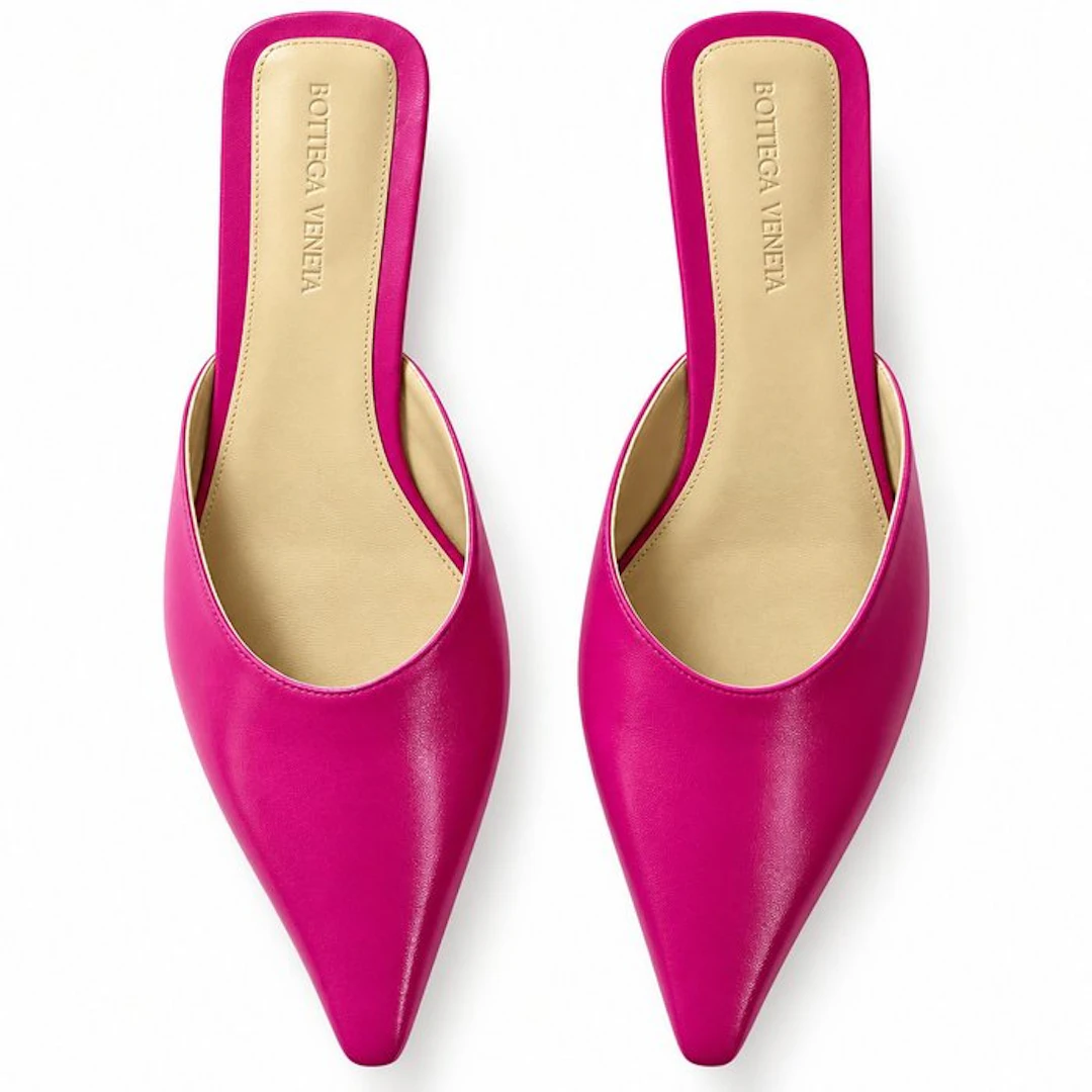 Bottega Veneta –New with box- fucsia flat mule – size 38...