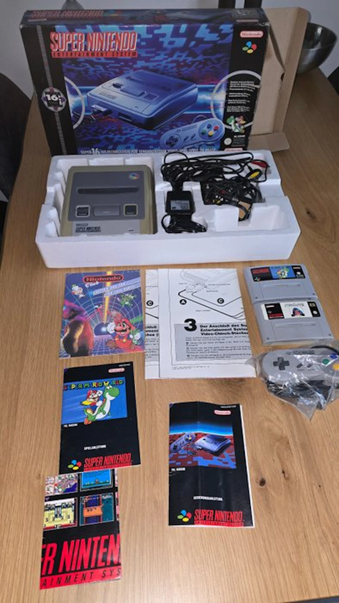 Nintendo - Super Nintendo - Super Nintendo Entertainment...