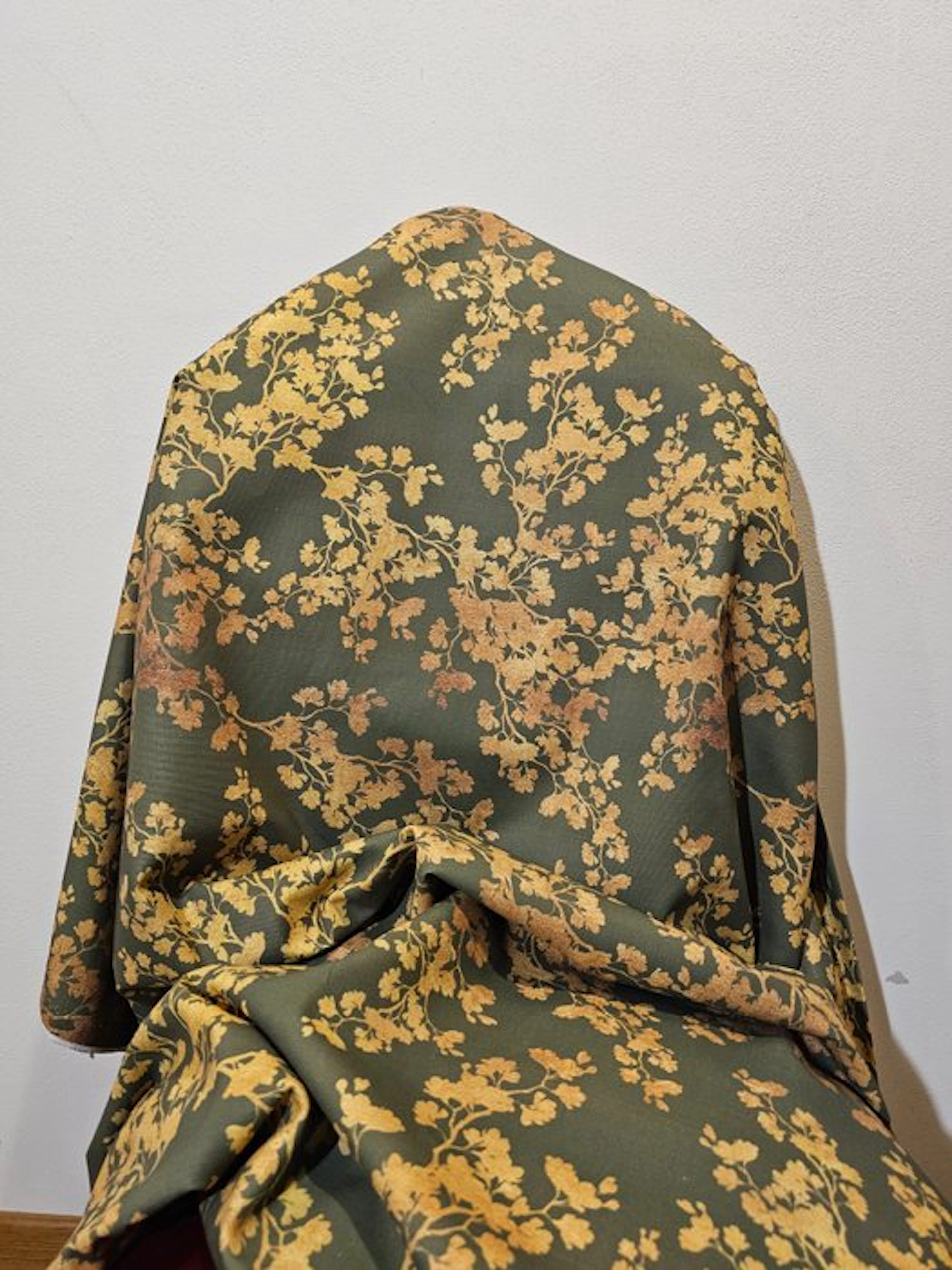 GOLD Fabric Exclusive Selection "Coco Chanel Style"...