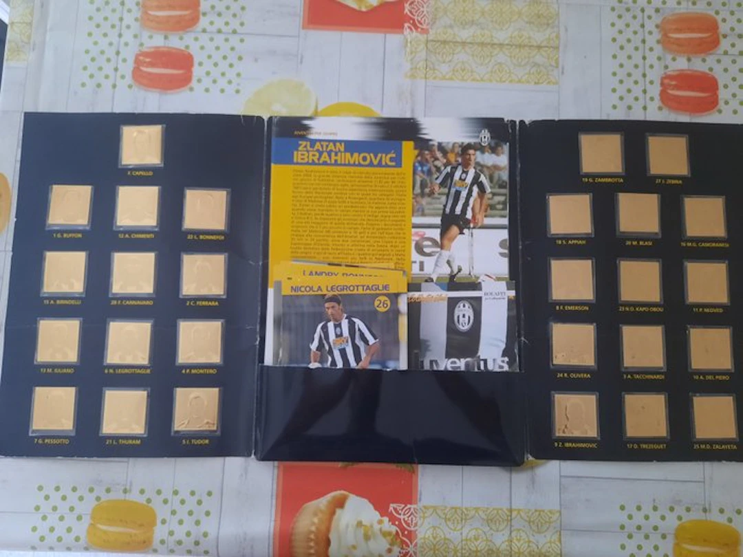 Juventus - Italian Football League - 2005 - stamps