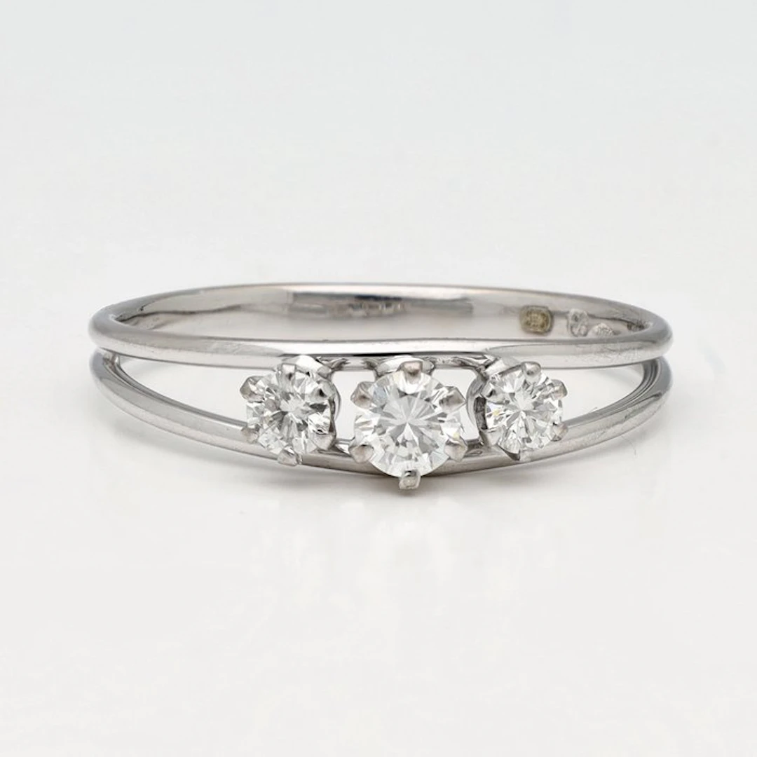 Ring - 18 kt. White gold Diamond (Natural)