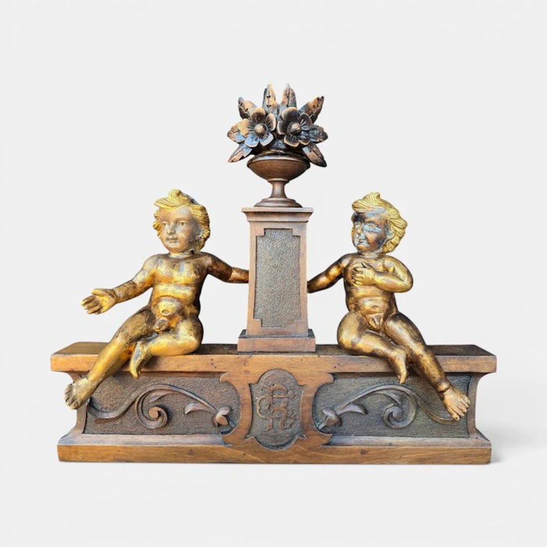 Wall decoration - Italy - Noble coat of arms with initials