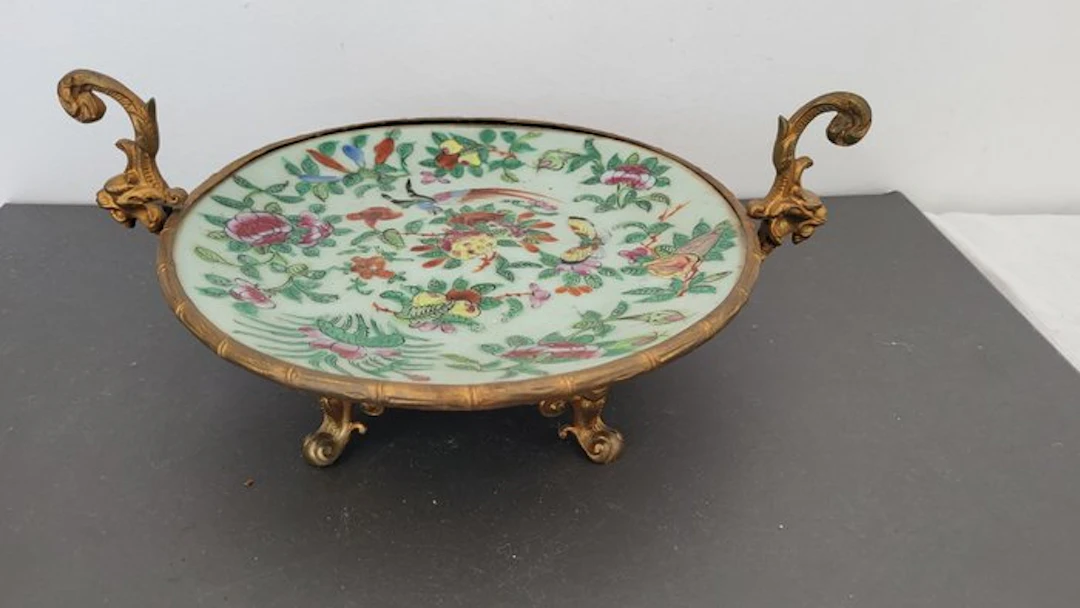 Plate - canton - Porcelain, Bronze - celadon plate